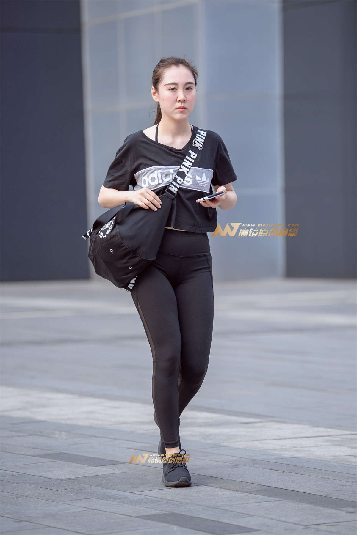 【久久赛帖】爱运动的女生最有魅力-日更街拍