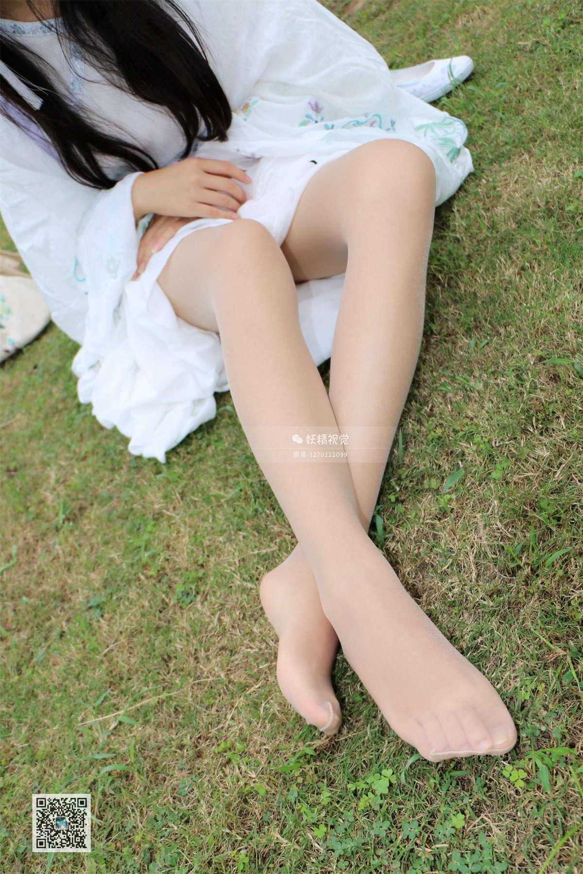 妖精视觉 NO.014 甜甜 风花雪月-日更街拍