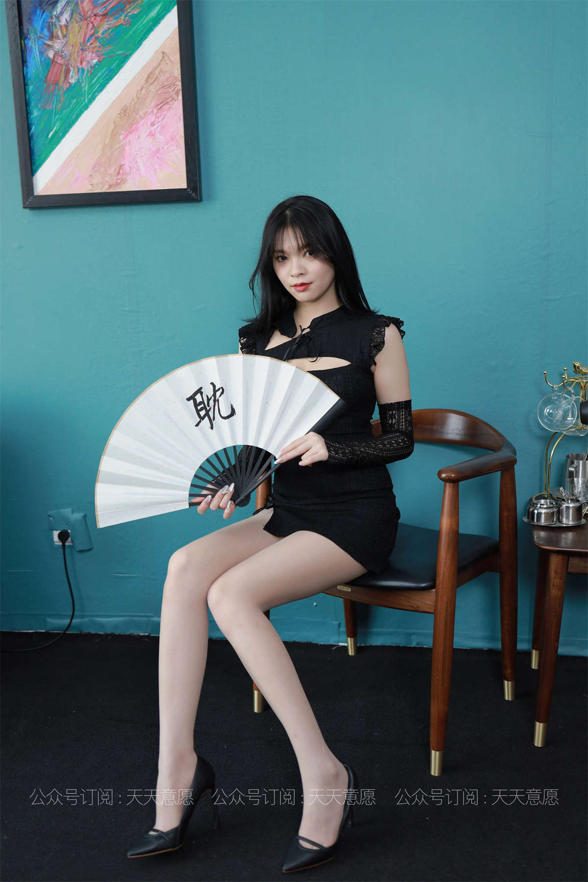 图片[2]-IESS异思趣向 丝享家880期：小七 甜辣女孩-日更街拍