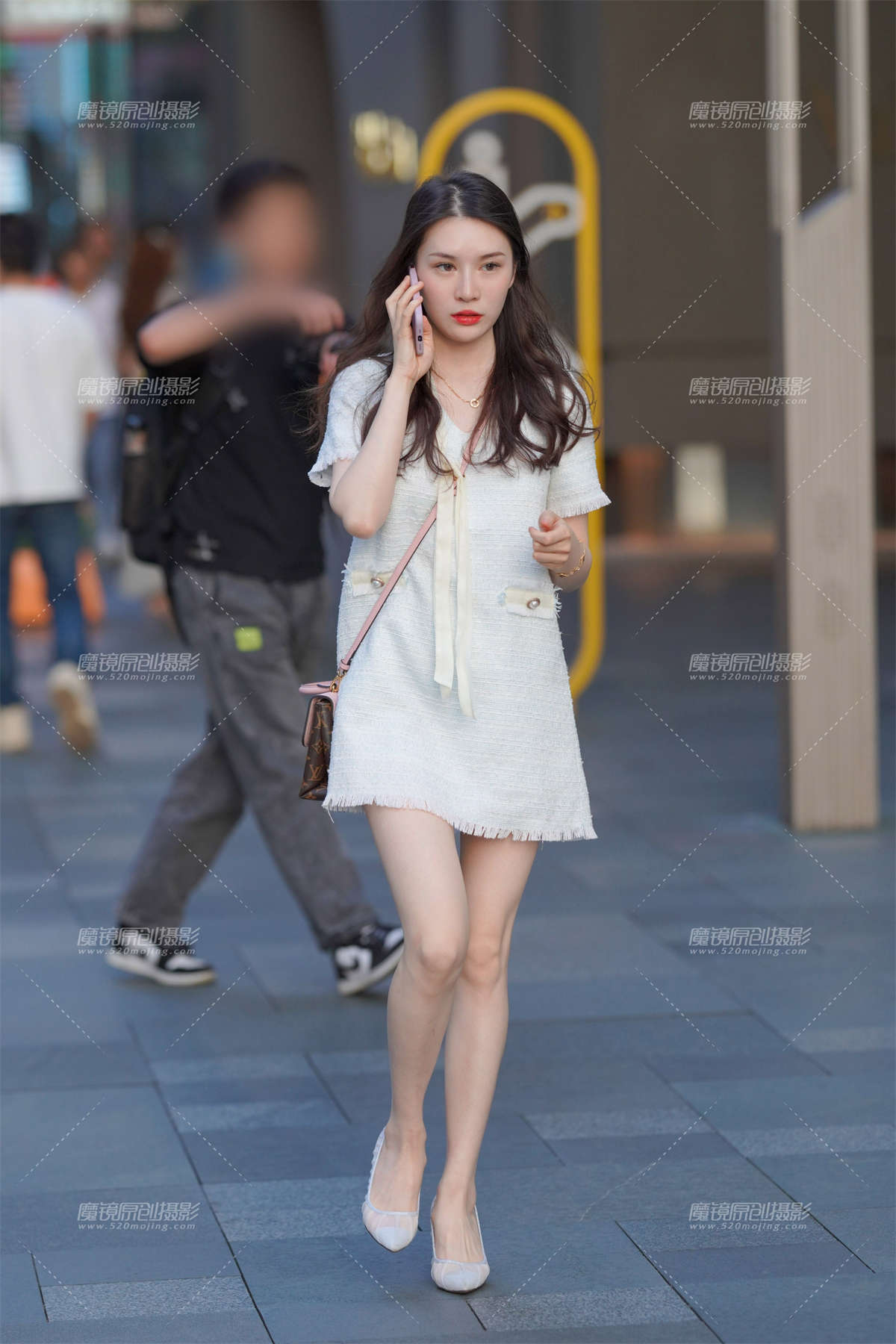 肤白貌美-日更街拍