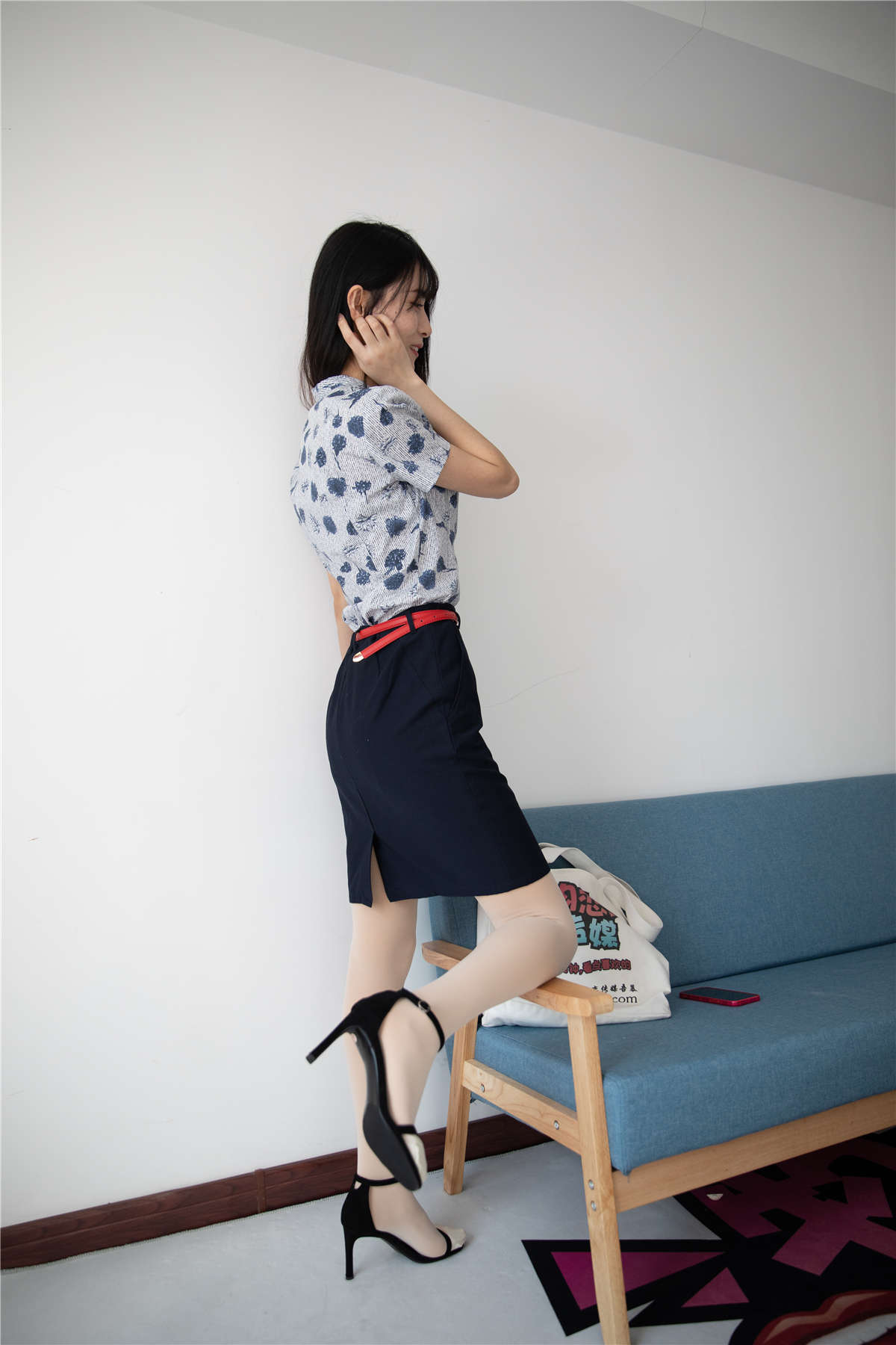 物恋传媒 NO.707期 猫耳-一生风雨半程尘-日更街拍