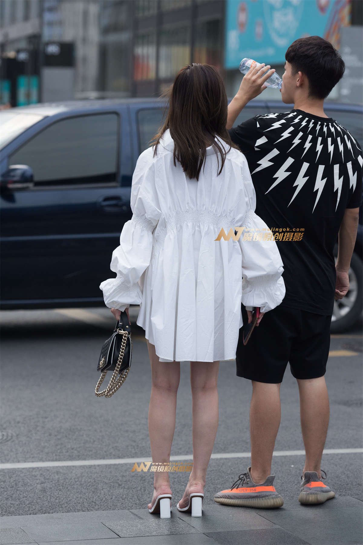 图片[2]-高跟长腿美女-日更街拍