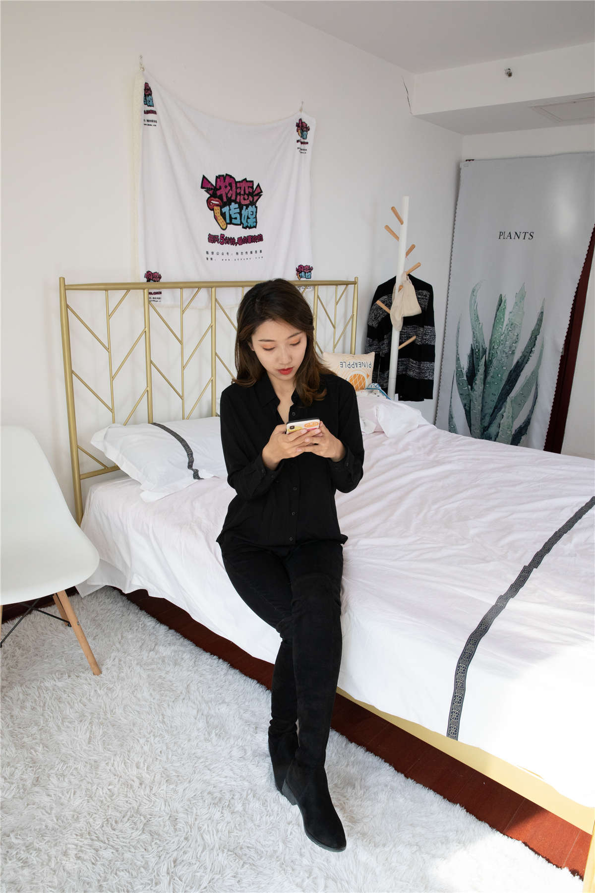 物恋传媒 NO.708期 雅梦-雪幻月梦-日更街拍