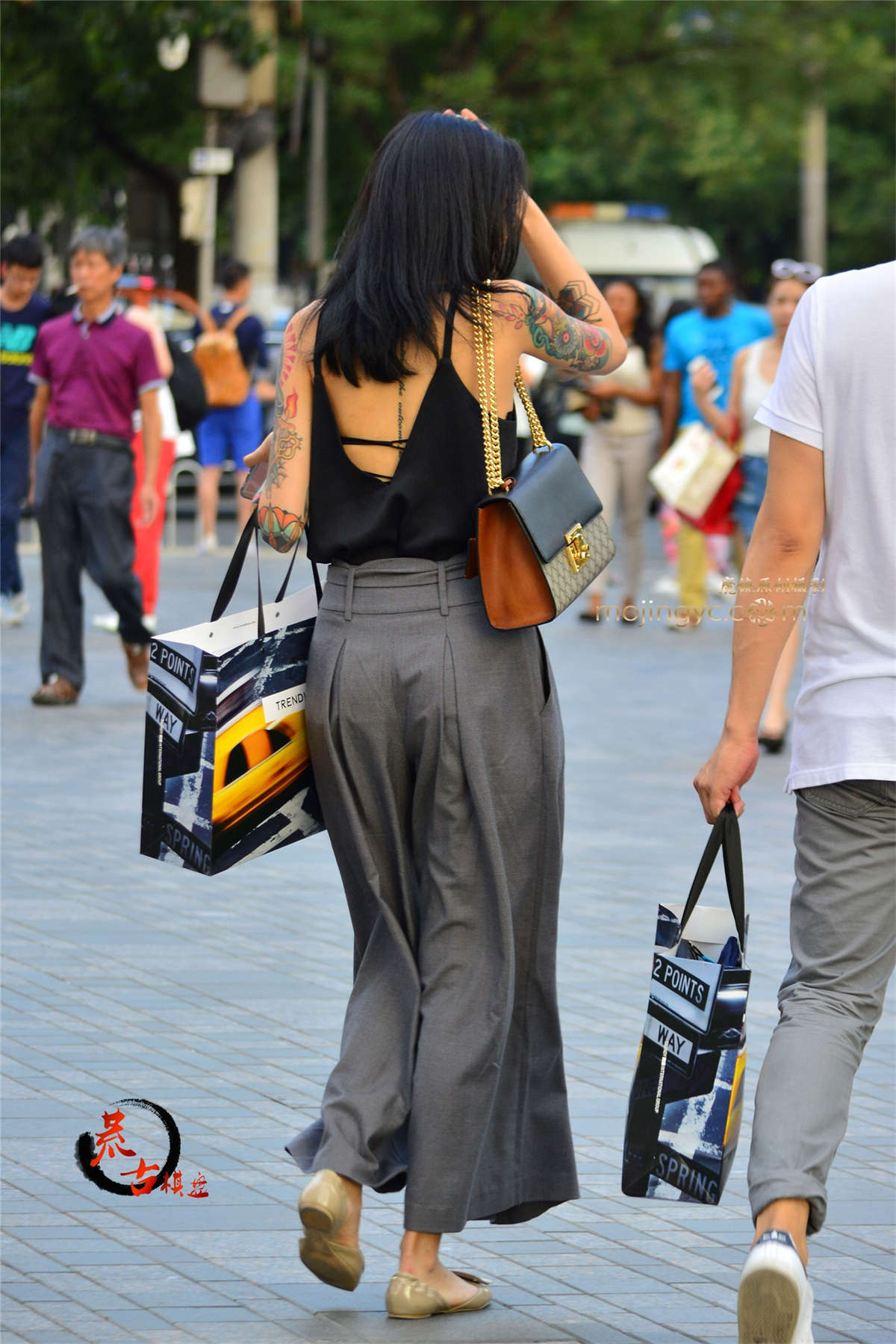 8-18 纹身、吊带、露背-日更街拍
