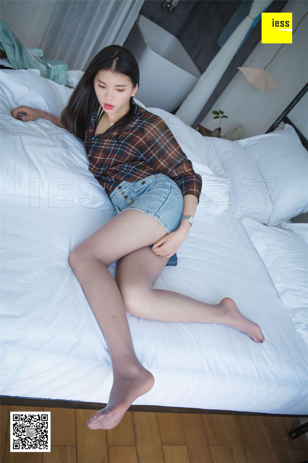 图片[2]-IESS异思趣向 丝享家364期：拖鞋与高跟鞋七七-日更街拍