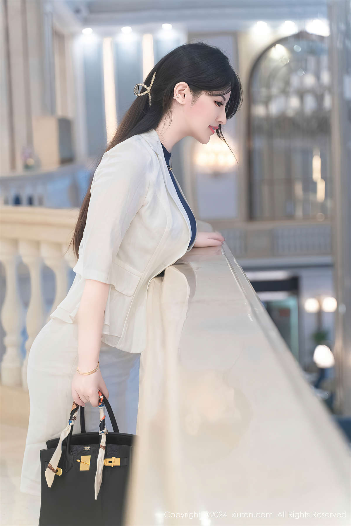 图片[2]-Xiuren秀人网 2024.10.21 NO.9319 诗诗kiki-日更街拍