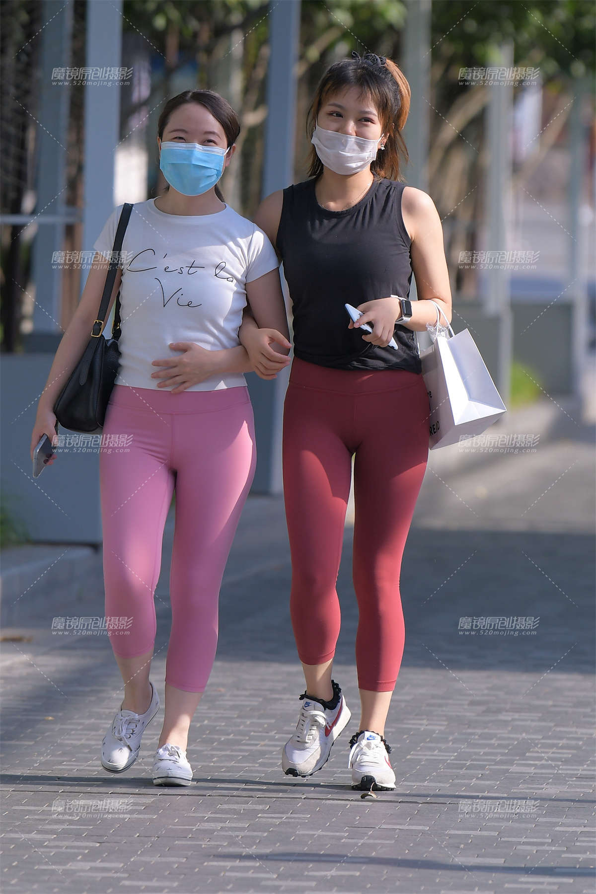 【红石赛帖】瑜伽裤美女-日更街拍