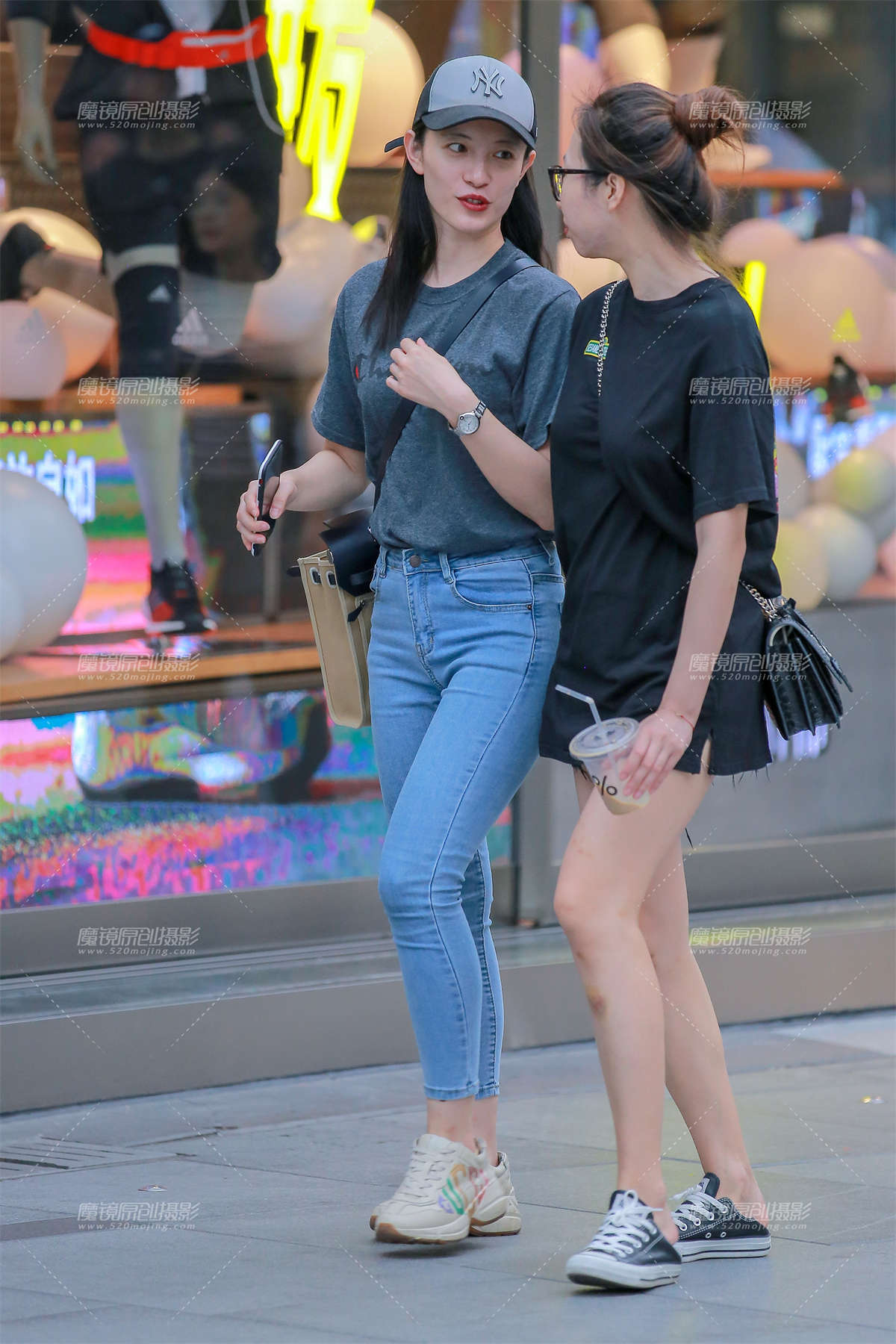 蓝色牛仔裤-日更街拍