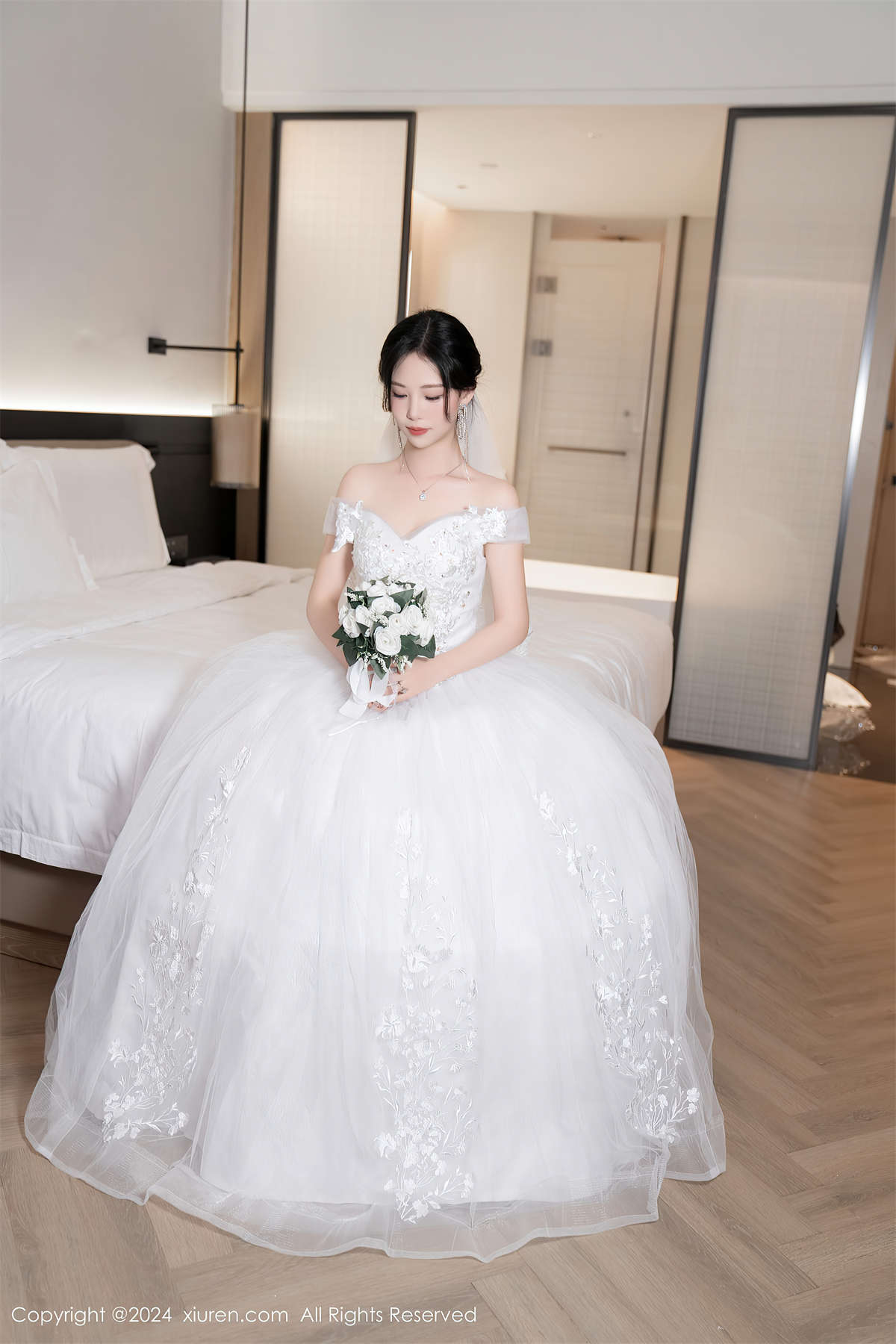 图片[2]-Xiuren秀人网 2024.08.09 NO.8998 利世-日更街拍