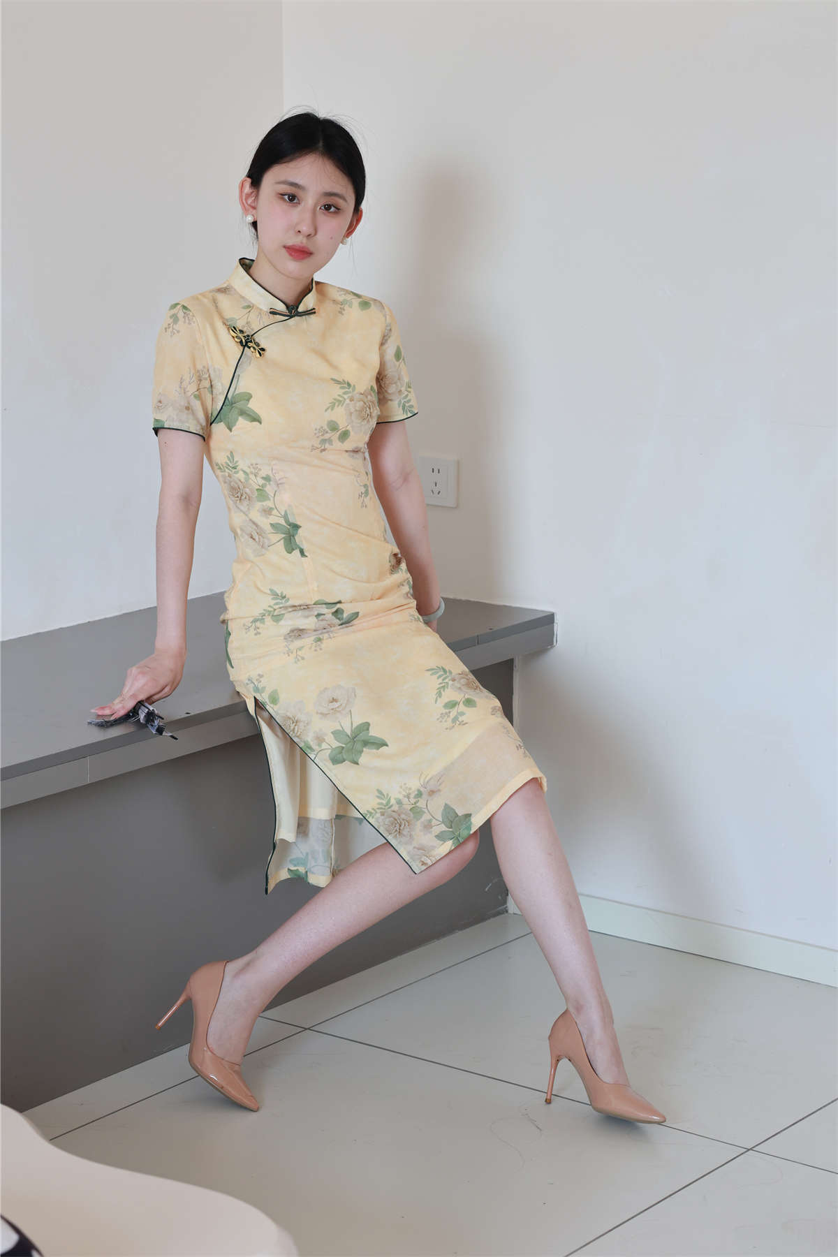 图片[2]-绮梦传媒 No.0011期 yaya（无印珍藏版）-日更街拍