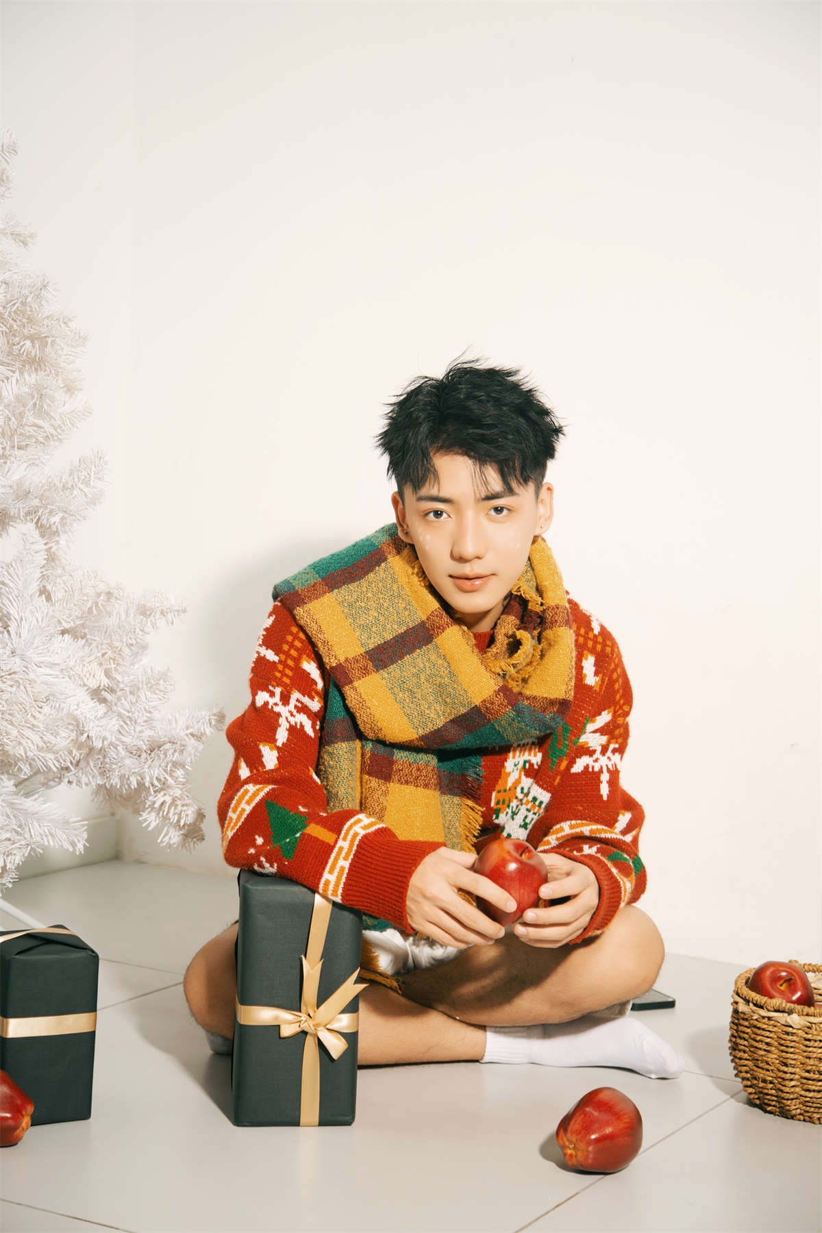 YITUYU艺图语 2023.12.13 圣诞男孩 澳涵插图1