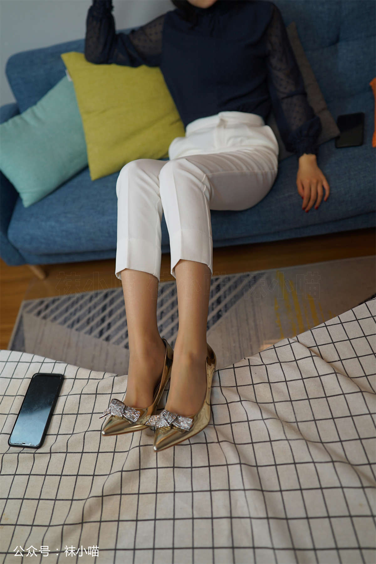 kittyWawa袜小喵 KT117 金银-日更街拍