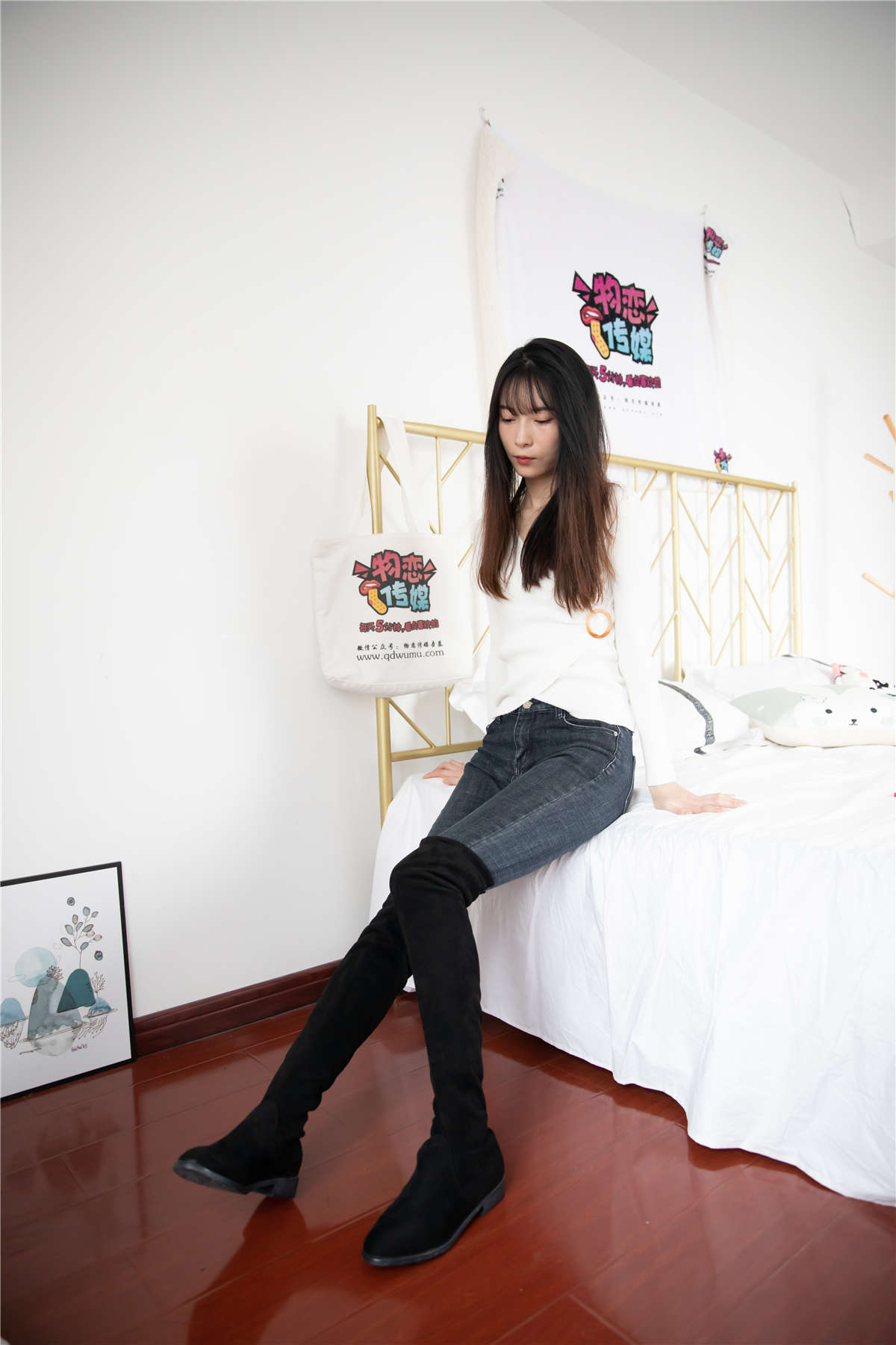 物恋传媒 NO.713期 猫耳-春里的诗-日更街拍