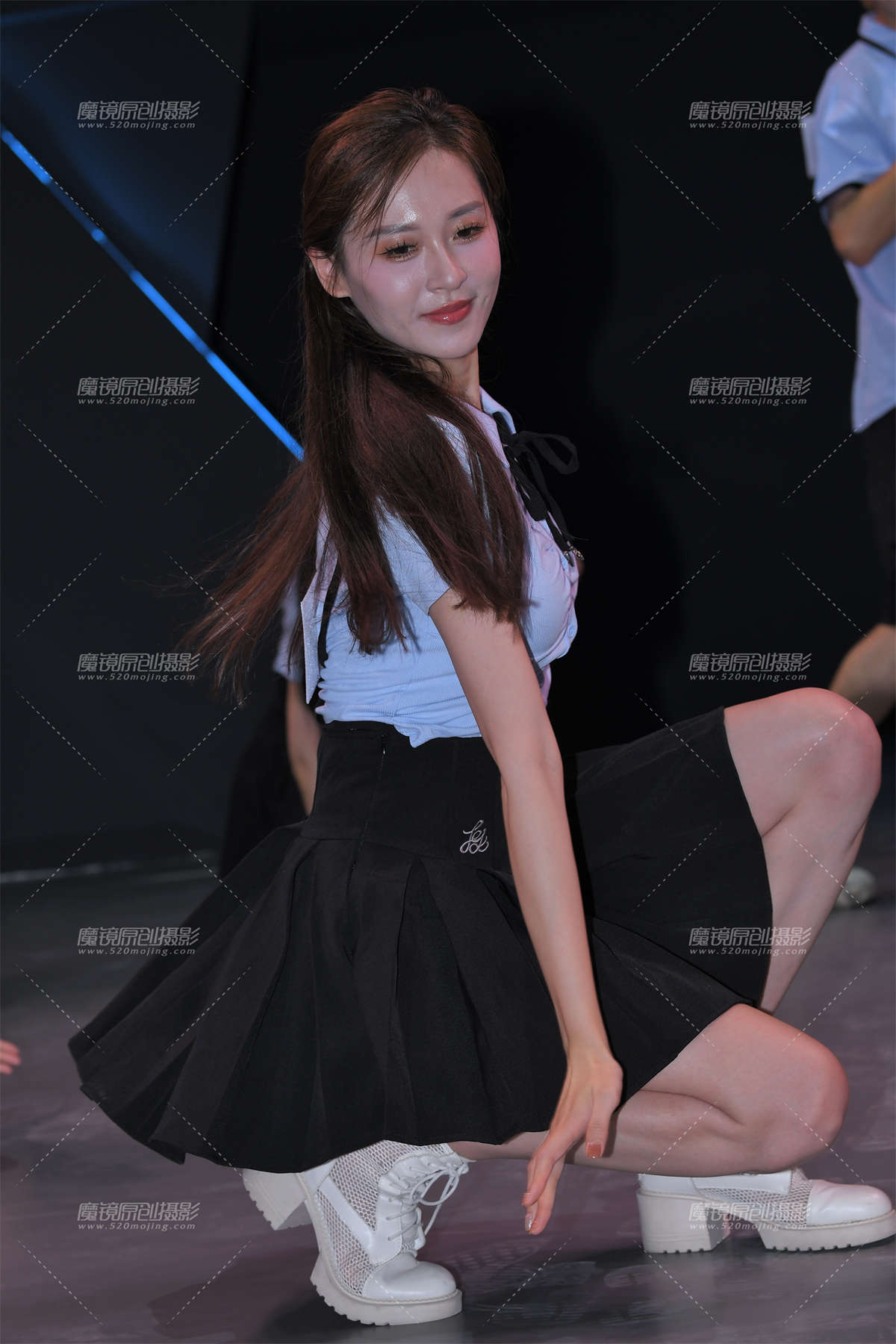 百万粉丝的神勇小龙鼠-日更街拍