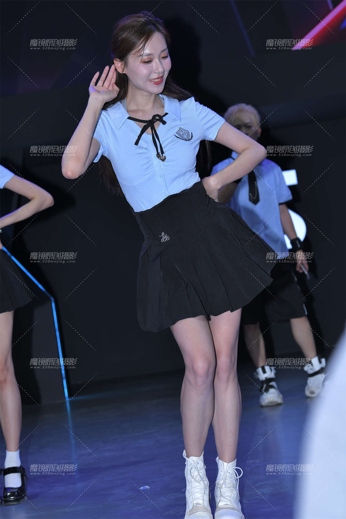 图片[2]-百万粉丝的神勇小龙鼠-日更街拍