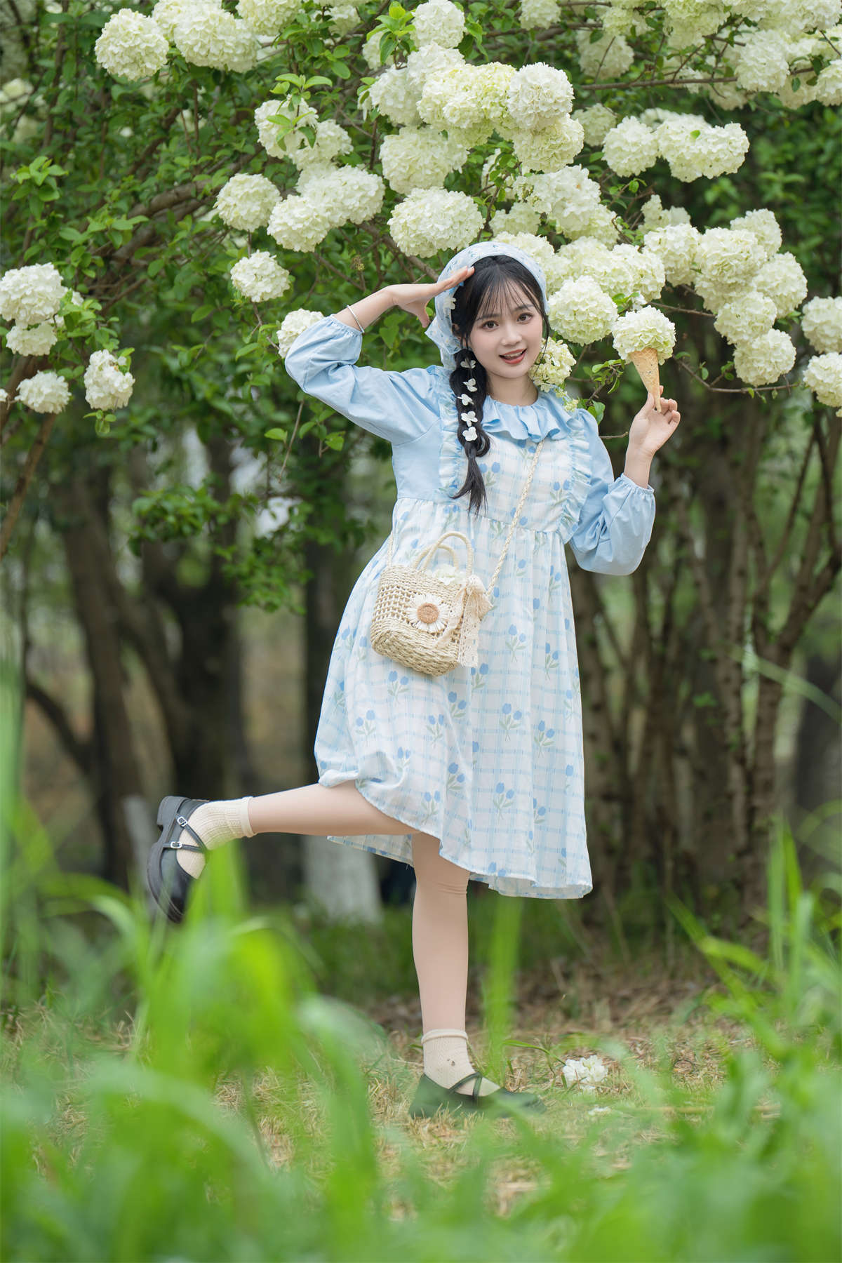 YITUYU艺图语 2024.05.05 春天的一抹白 小欧O插图1