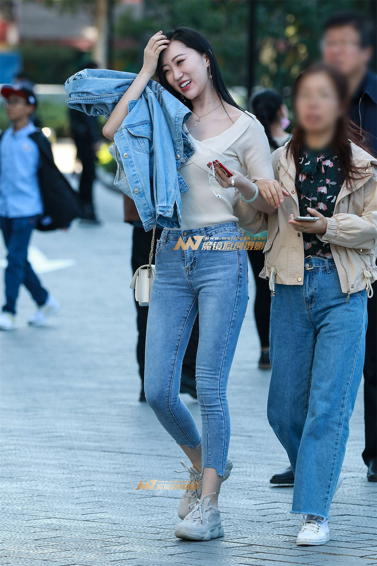 【小默赛帖】第1284篇★弹力紧牛★-日更街拍