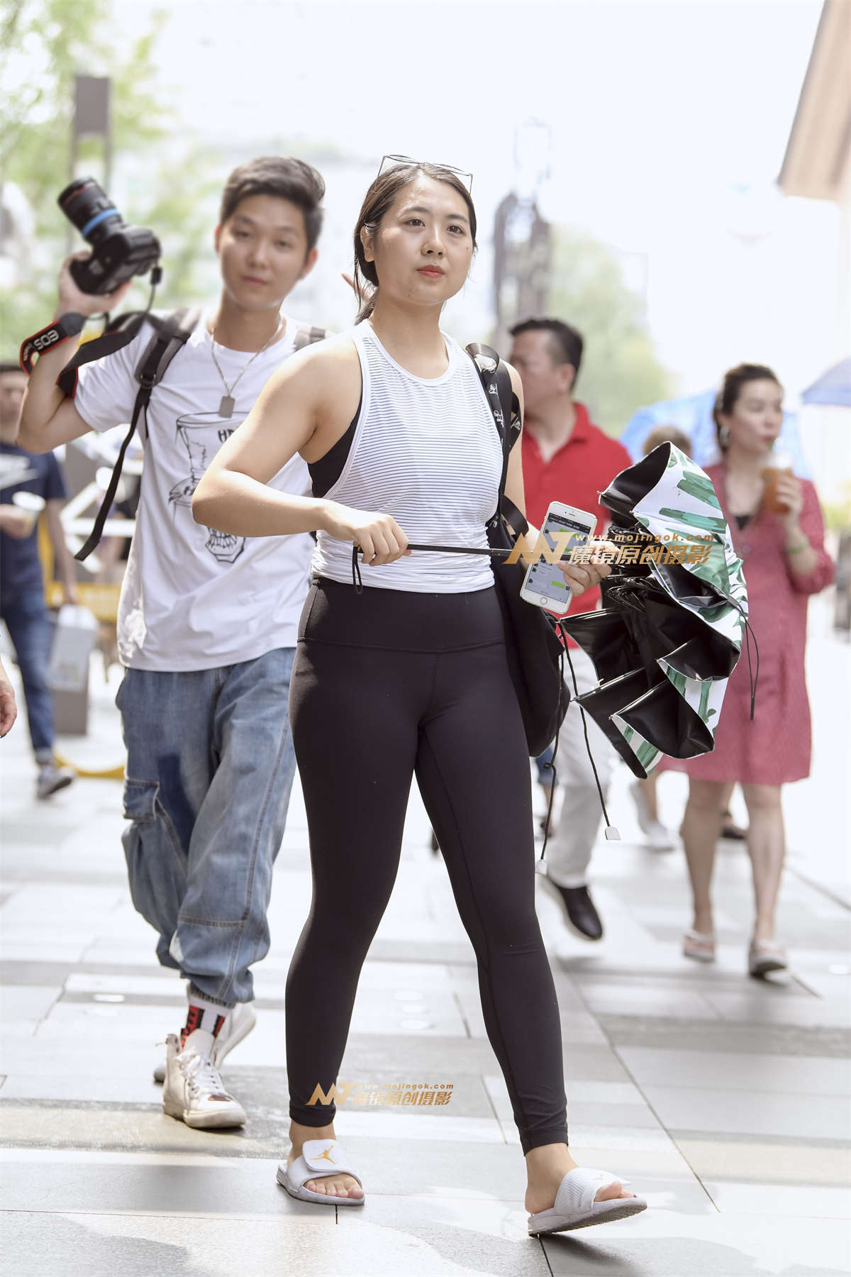 【久久赛帖】黑色永远的经典-日更街拍