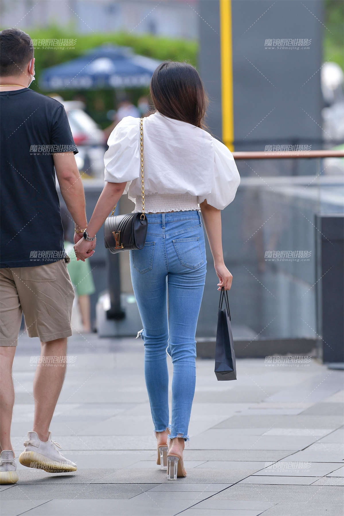 图片[2]-好身材，紧牛小姐姐-日更街拍