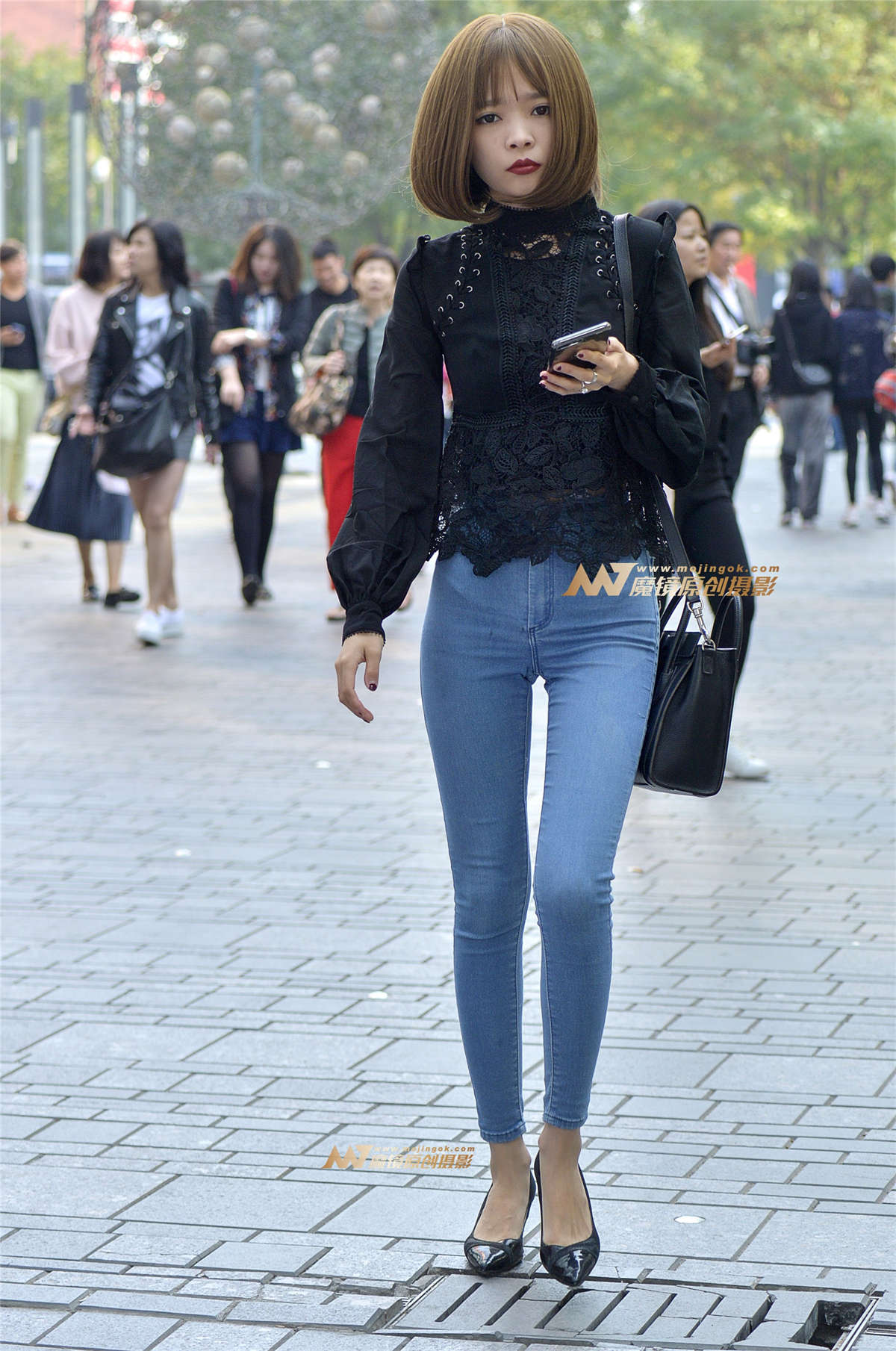 身材魔鬼小美女-日更街拍