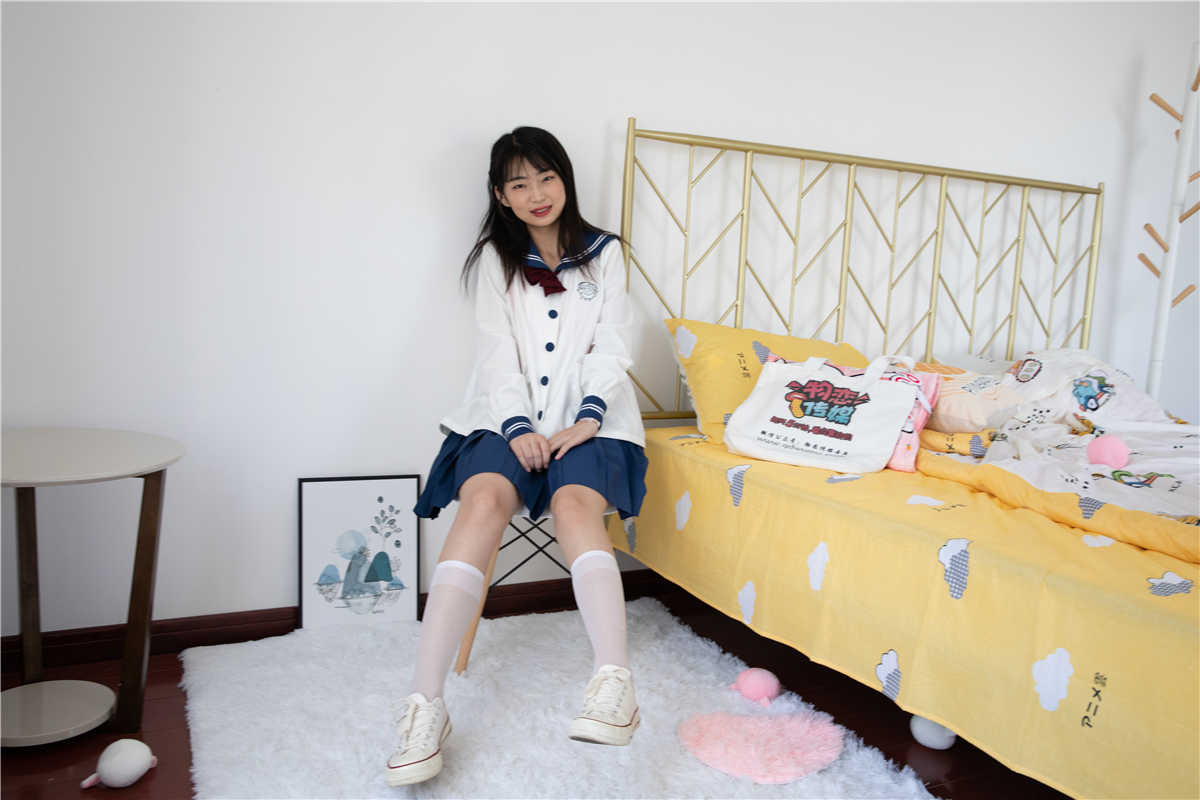 物恋传媒449期：小凌-碎钻-日更街拍