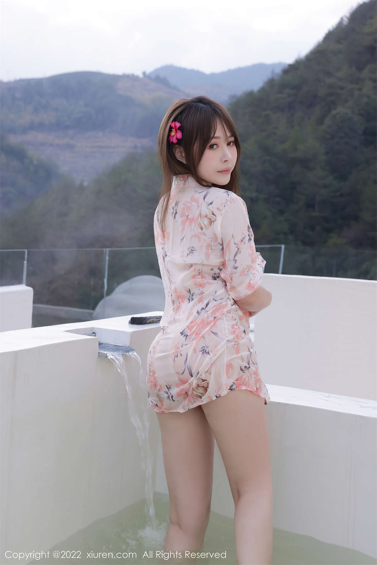 Xiuren秀人网 2022.03.03 NO.4666 Evelyn艾莉-日更街拍