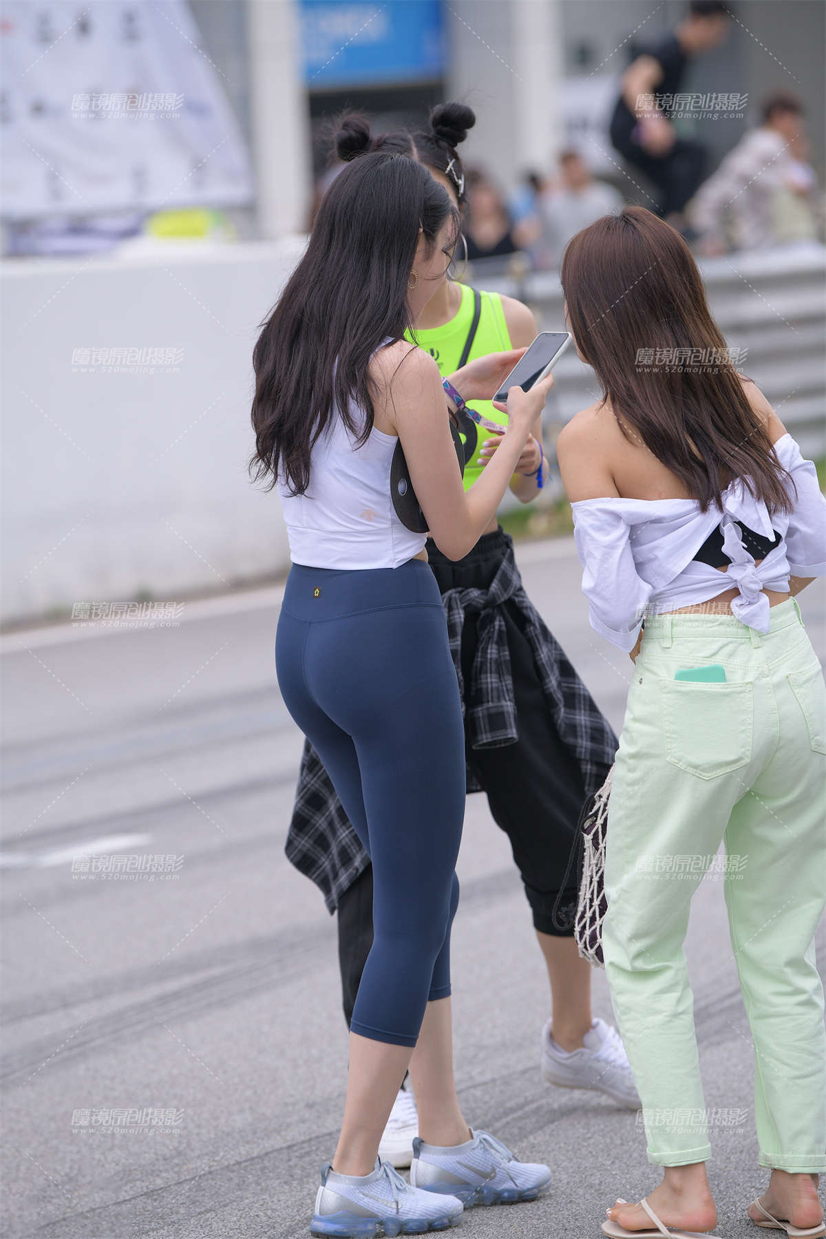 图片[2]-【韩国(Korea)街拍系列】可爱的蓝色瑜伽裤小姐姐-日更街拍