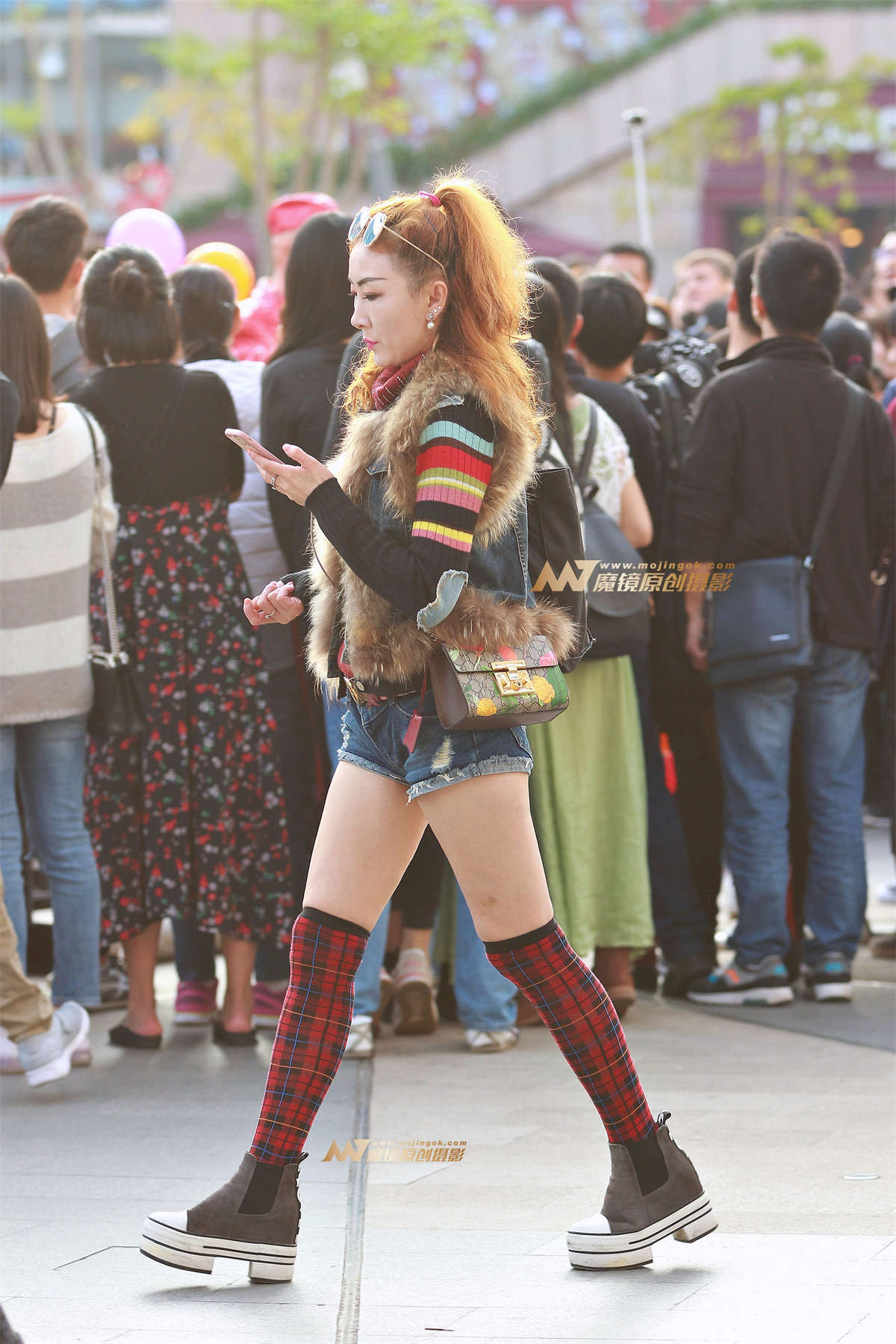 牛奶保温，美腿冷藏-日更街拍