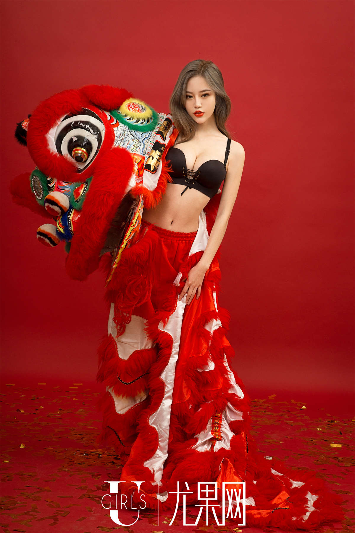 [Ugirls尤果网] U245 鸡祥如意-日更街拍