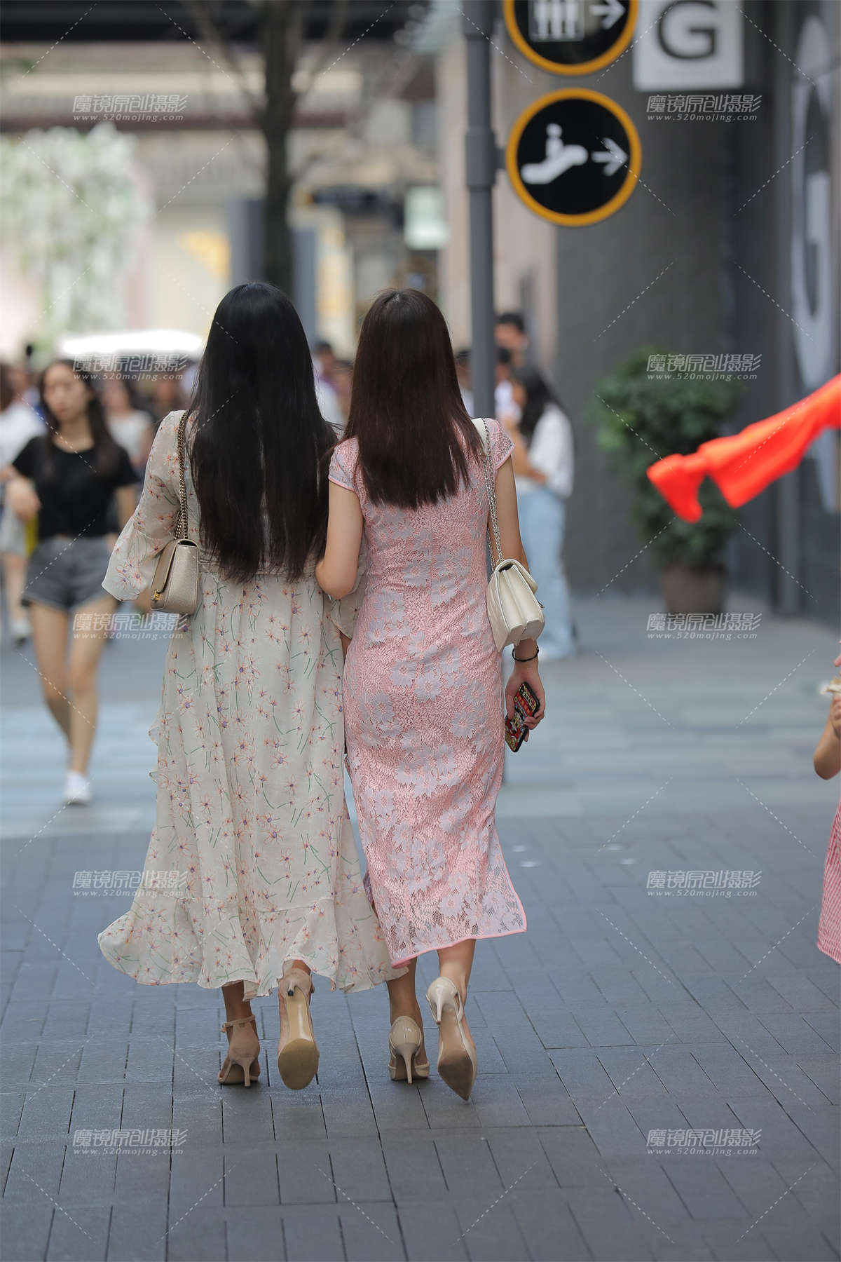 图片[2]-一貌倾城-日更街拍