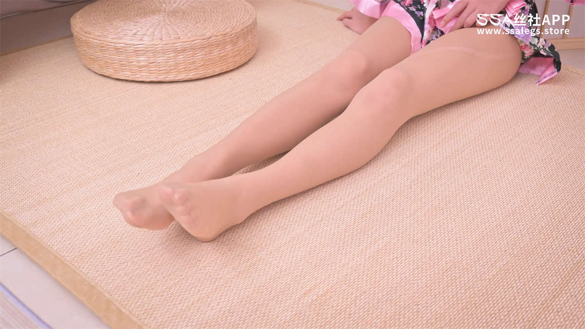 SSA丝社视频 NO.0049 素素 肉丝袜-日更街拍