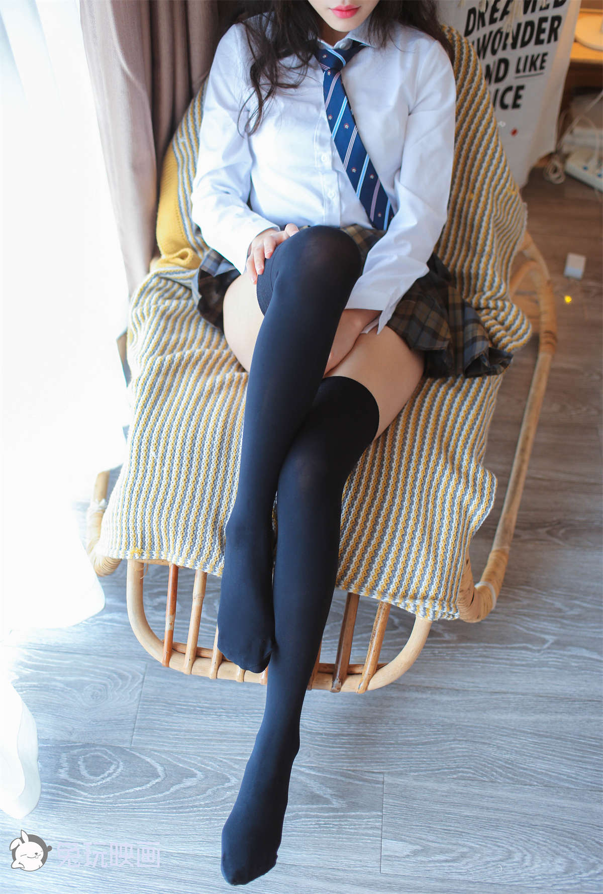 兔玩映画 B86.002 衬衫格裙插图1