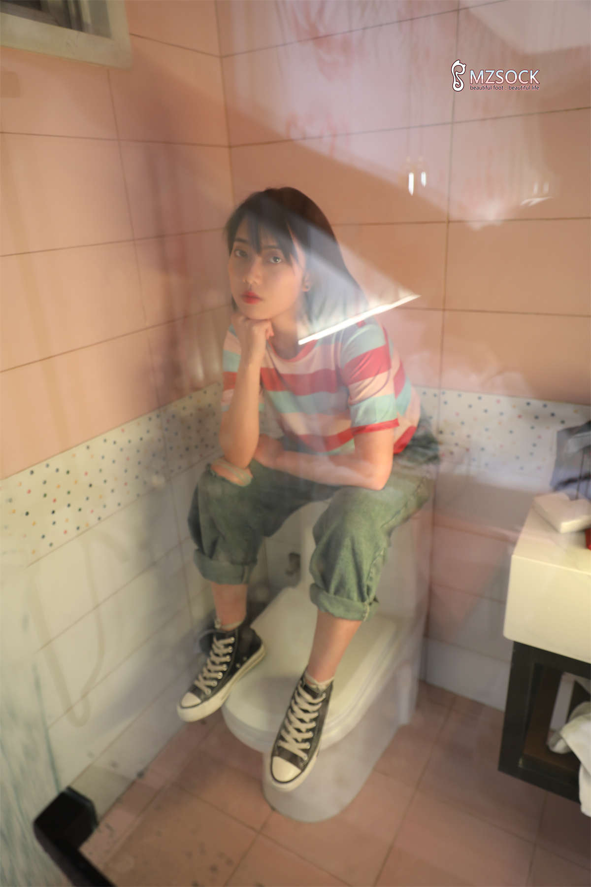 MZSOCK-2019 NO.086 婷婷-日更街拍