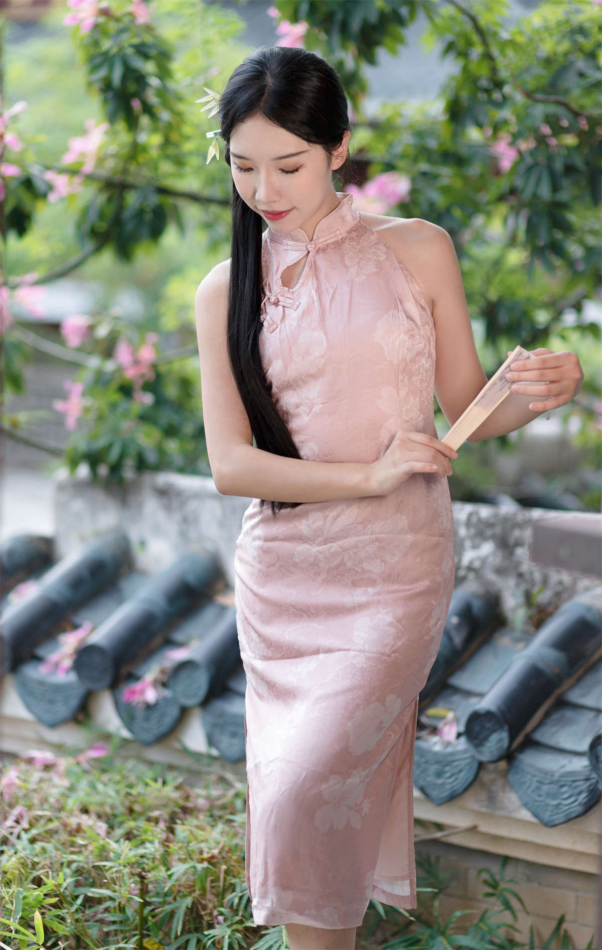YITUYU艺图语 2025.03.30 旗袍少女 楚茵-日更街拍