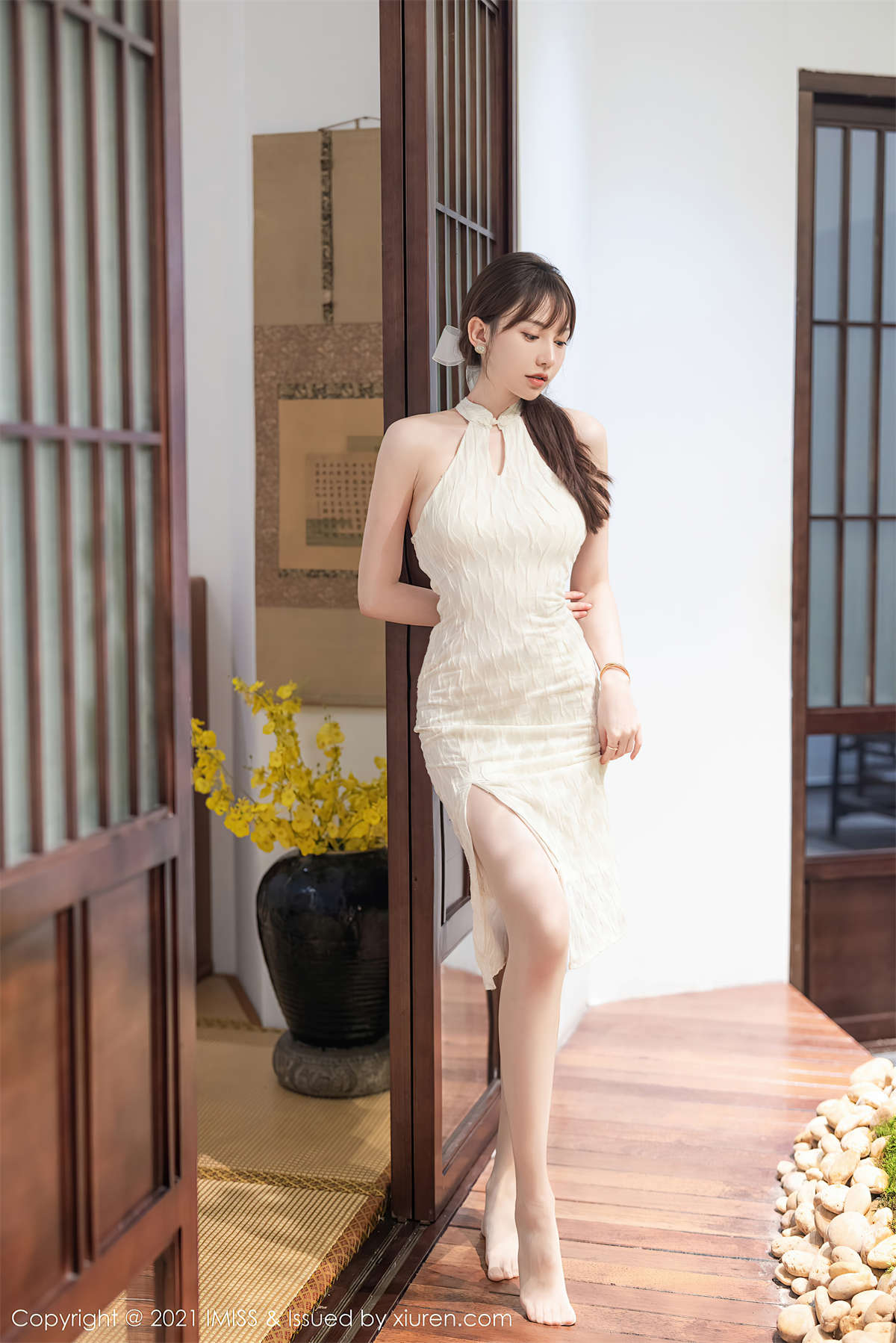 图片[2]-IMiss爱蜜社 2021.10.09 VOL.636 Lynn刘奕宁-日更街拍