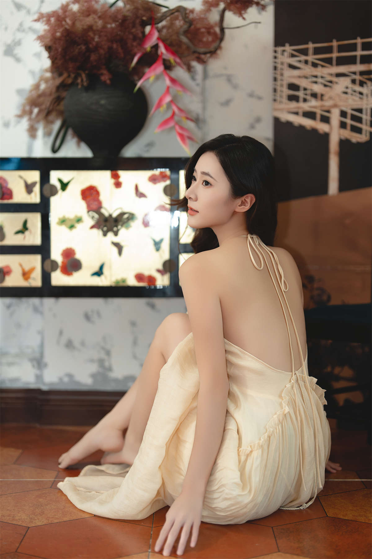 YITUYU艺图语 2025.03.30 悠韵时光里的优雅倩影 富婆-日更街拍
