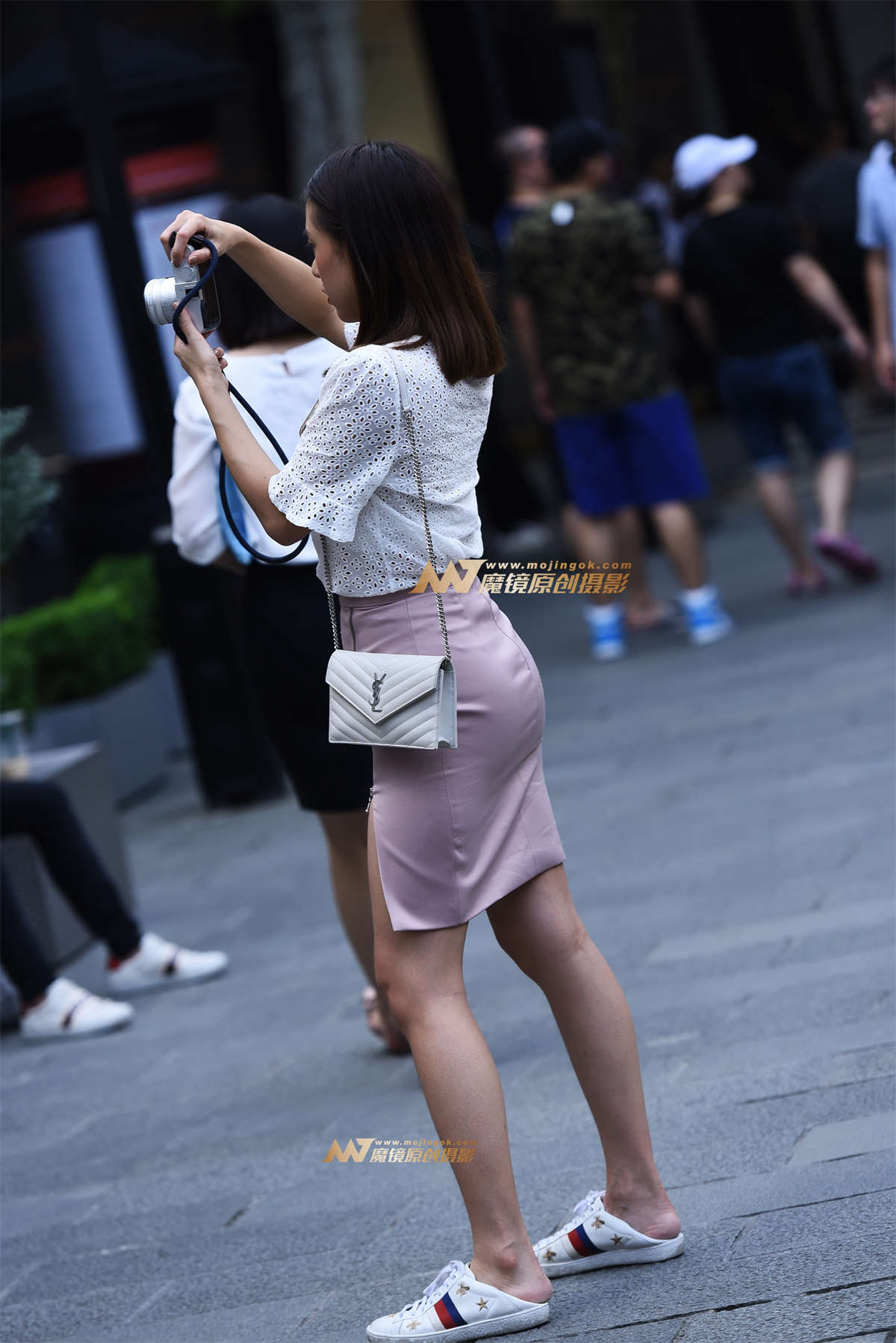 图片[2]-【咔喳赛贴】粉色短裙-日更街拍