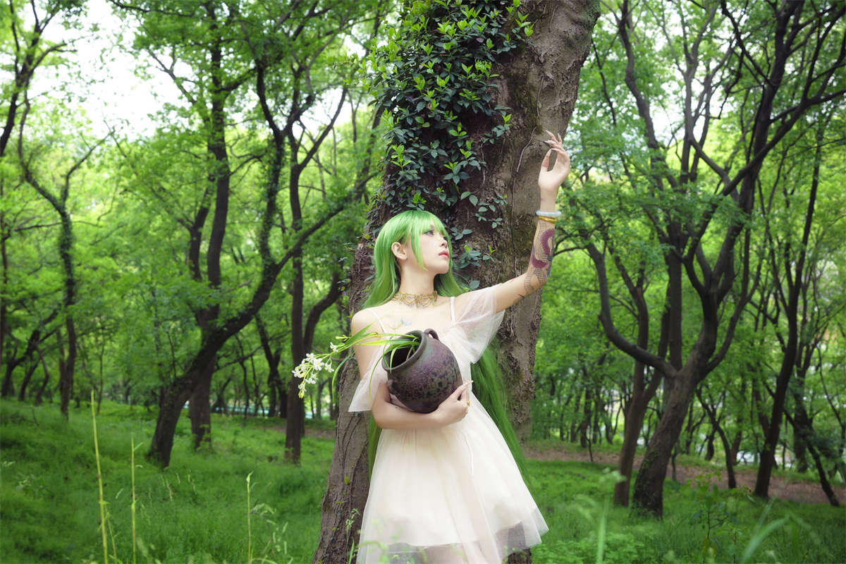 图片[2]-YITUYU艺图语 2025.04.22 万物生长 小熊-日更街拍