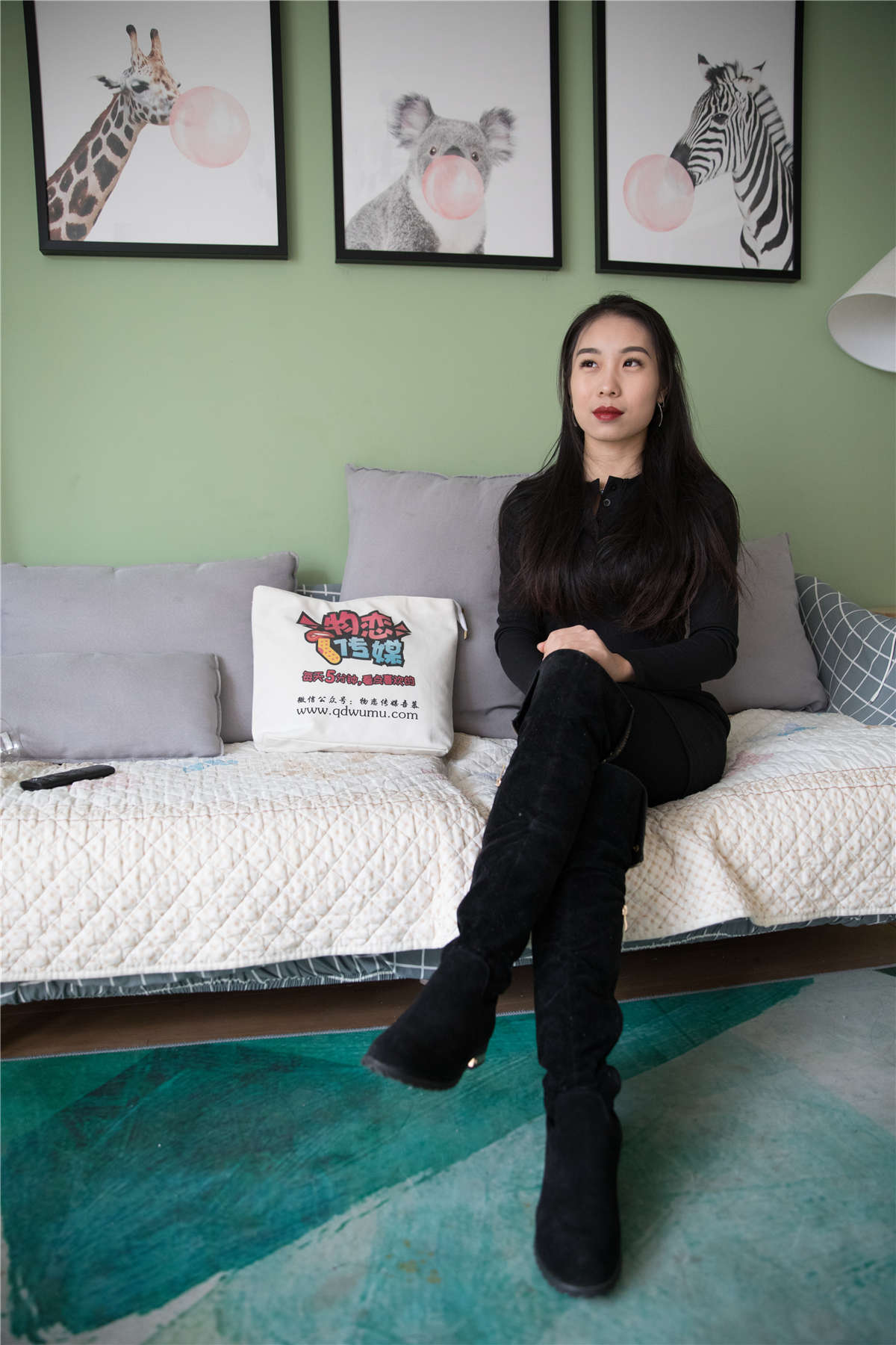 图片[2]-物恋传媒324期：璐璐-暗夜思绪-日更街拍