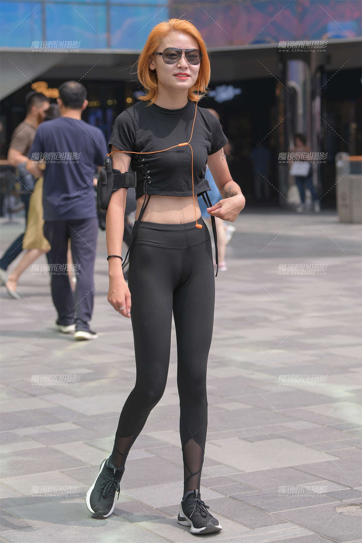 【街拍之魂赛帖】黑色紧身运动系-日更街拍