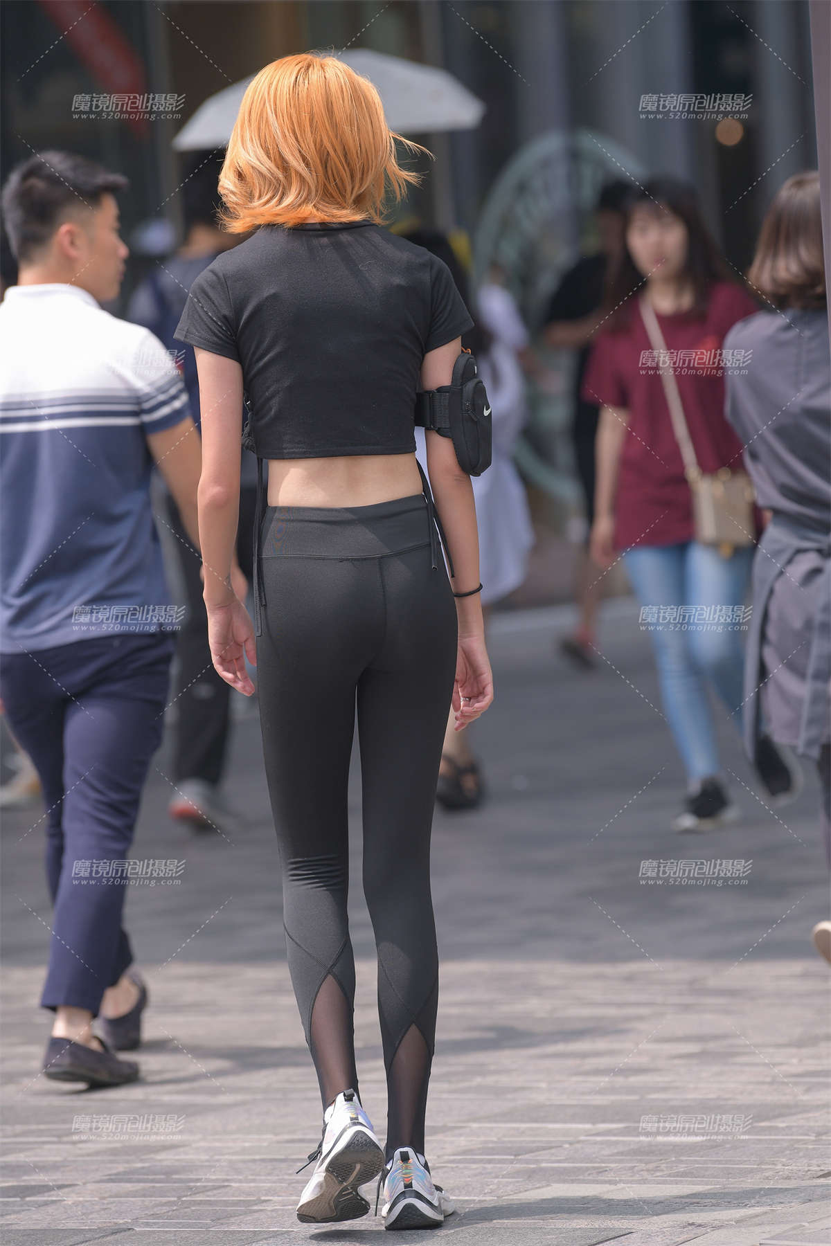 图片[2]-【街拍之魂赛帖】黑色紧身运动系-日更街拍