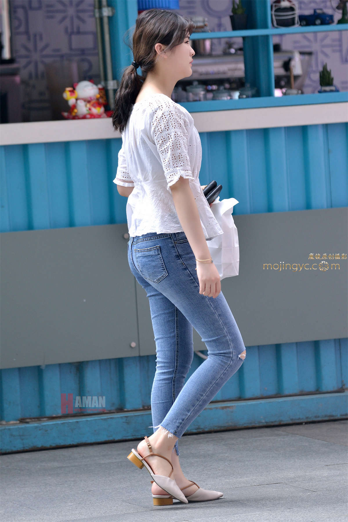 蓝牛牛仔紧身街拍-日更街拍