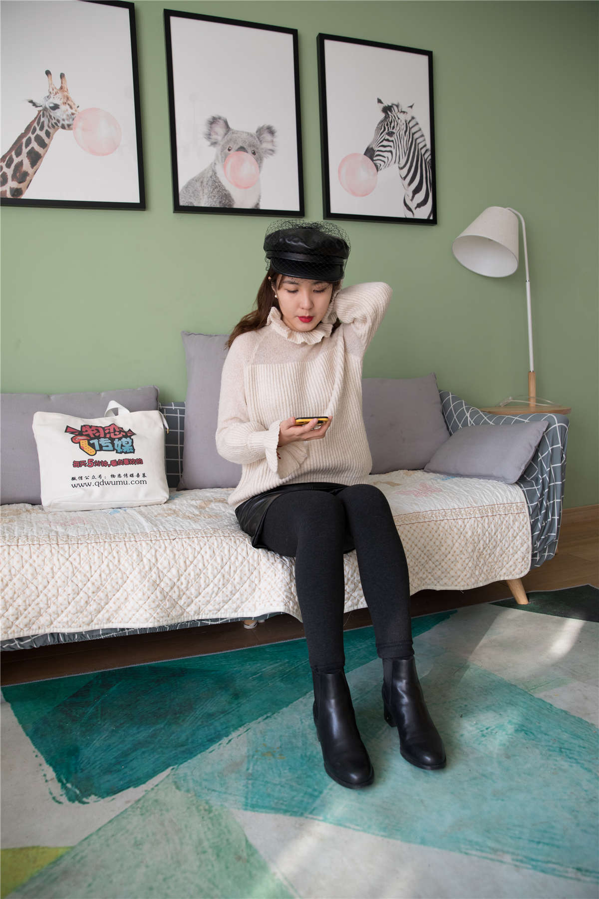 物恋传媒325期：晚晴-盈盈冬日歌-日更街拍