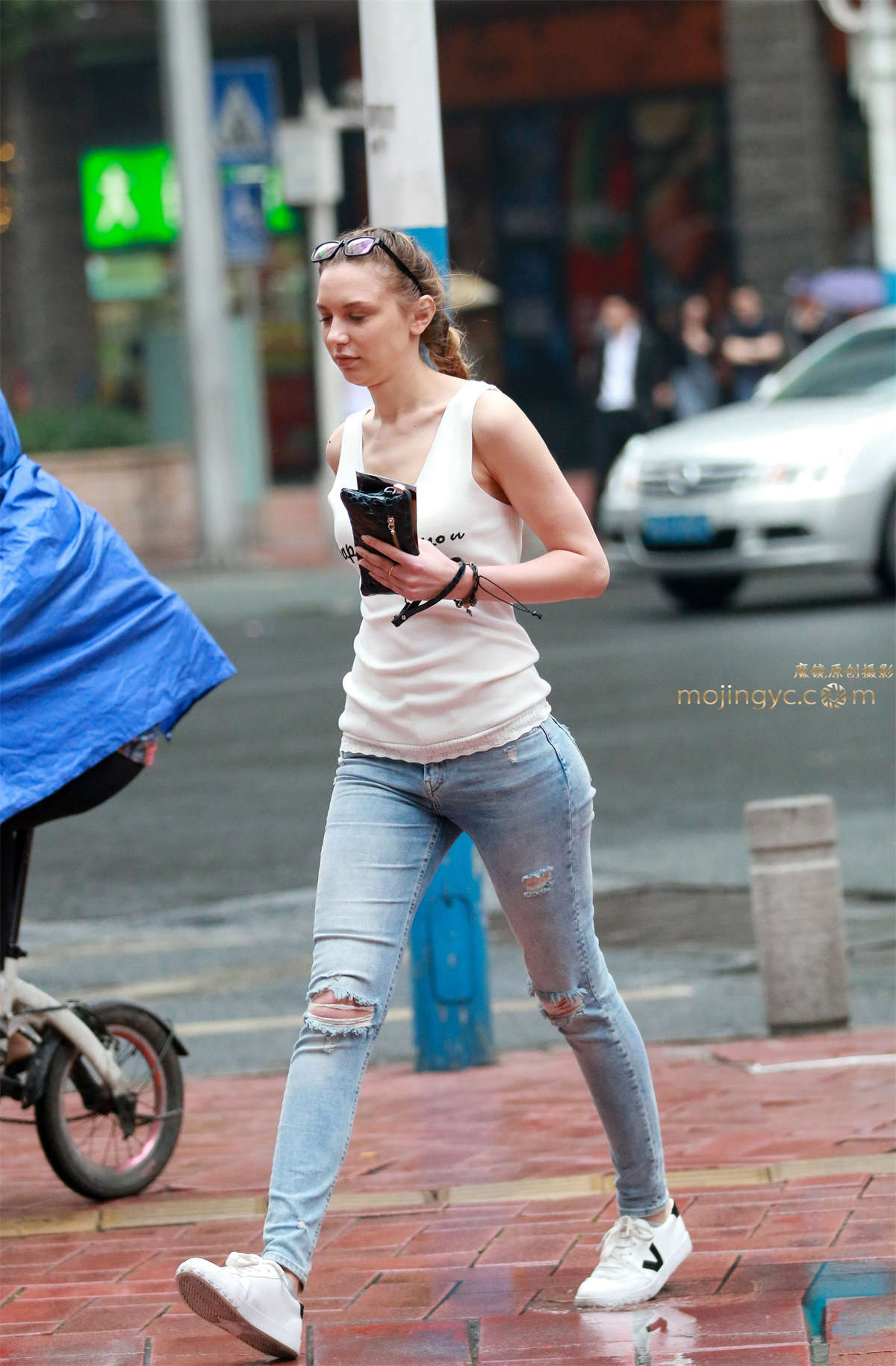 图片[2]-牛仔丰臀-日更街拍