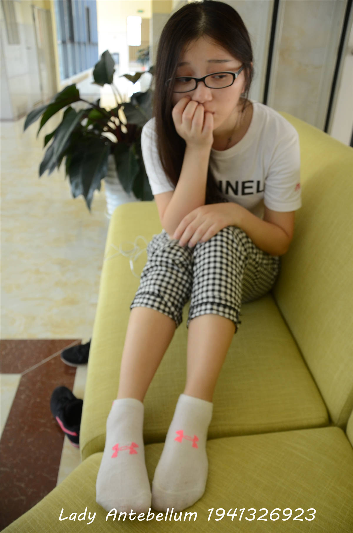 图片[2]-[战前女神] 美腿棉袜女神级摄影套图 103-日更街拍