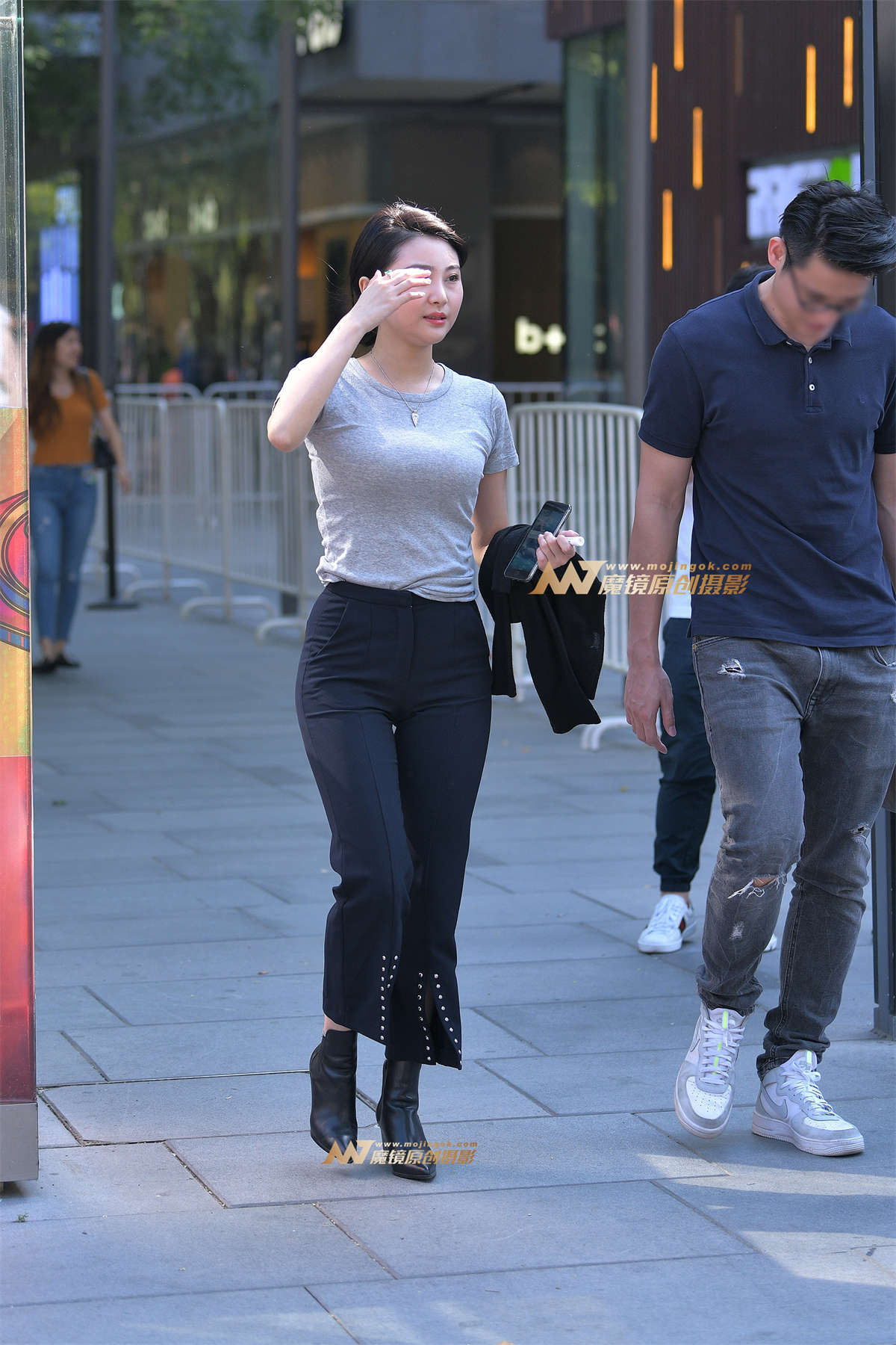 【红石赛帖】紧身西裤少妇-日更街拍