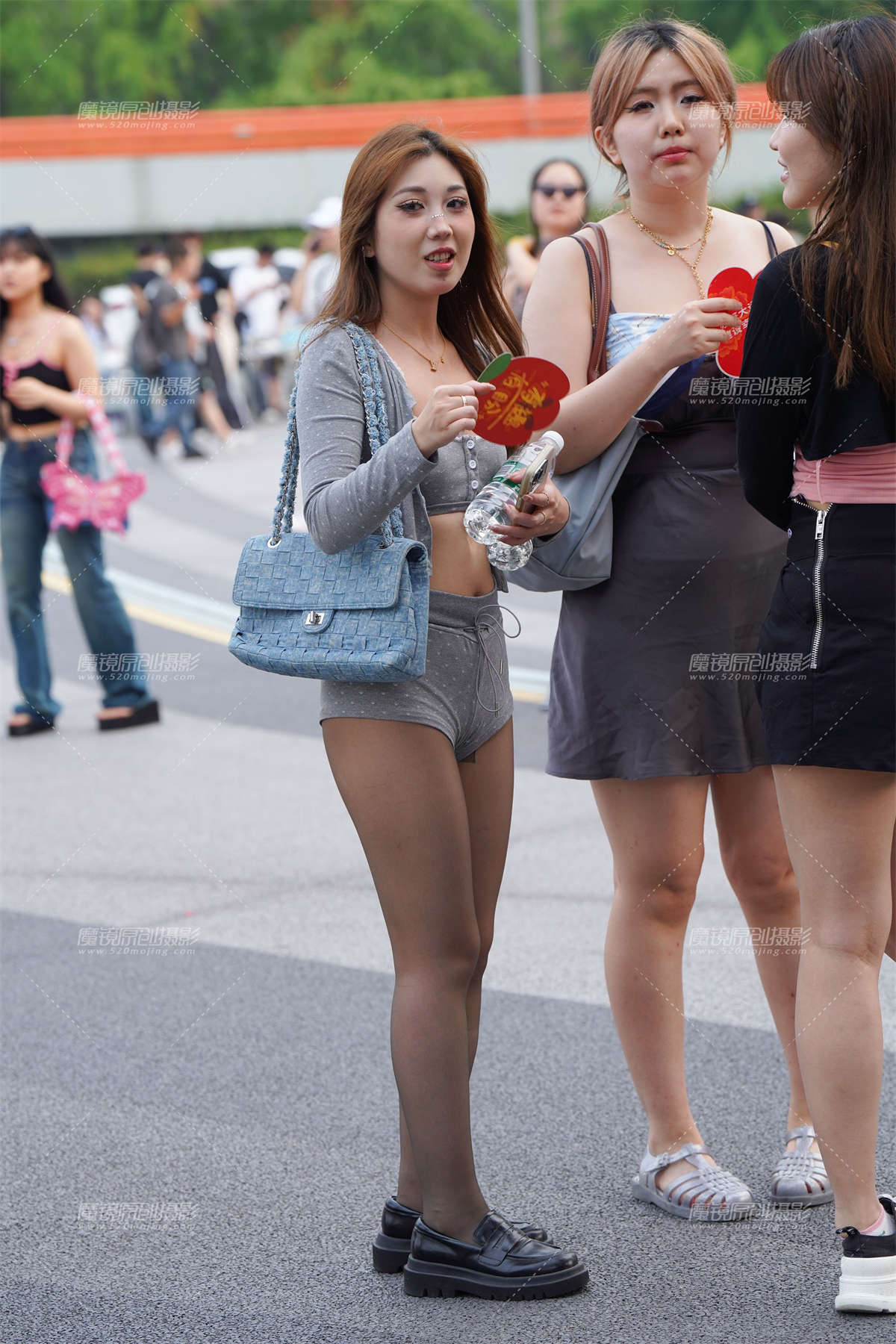 图片[2]-黑丝邻家妹妹-日更街拍