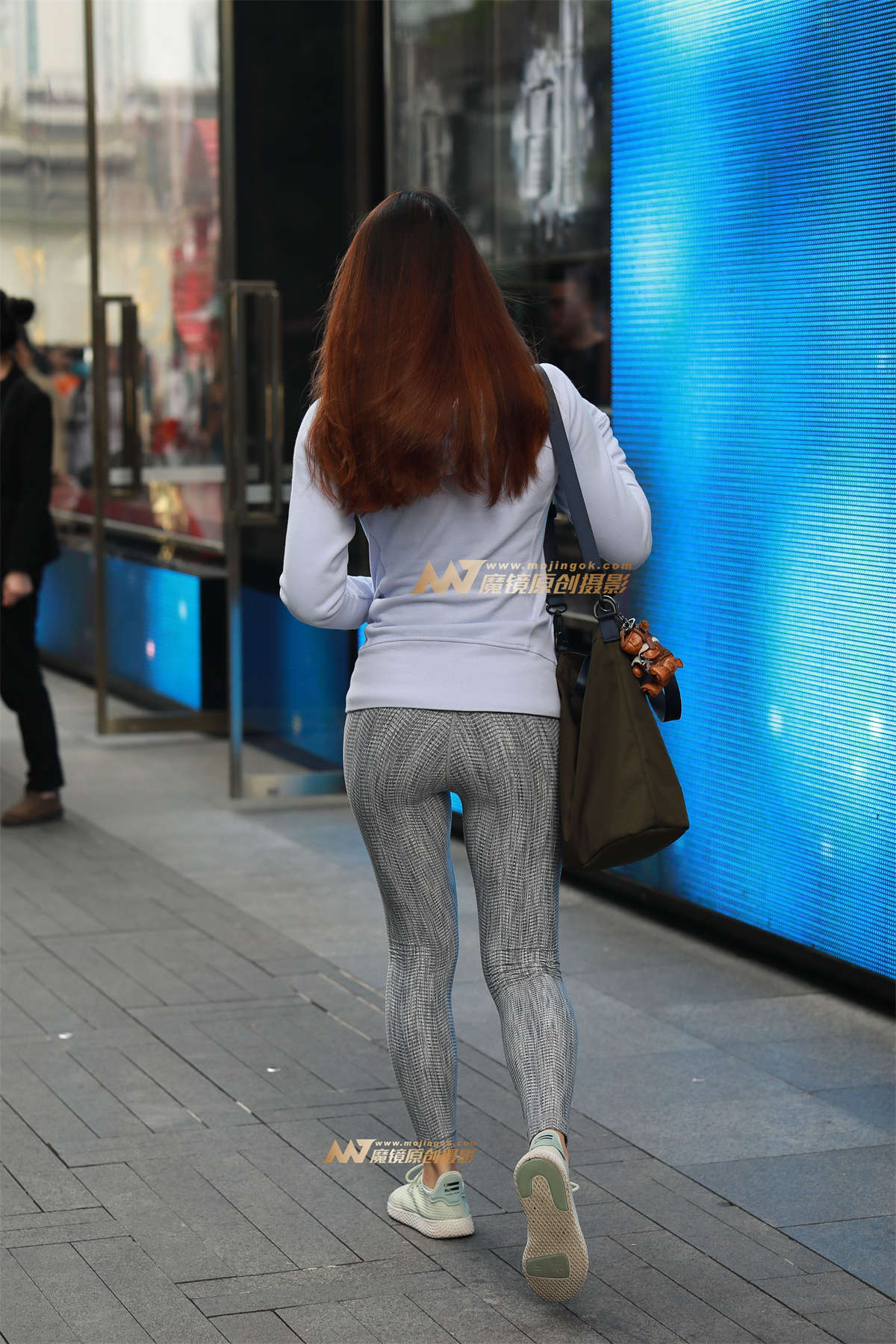 图片[2]-【凯恩赛帖】紧身运动-日更街拍