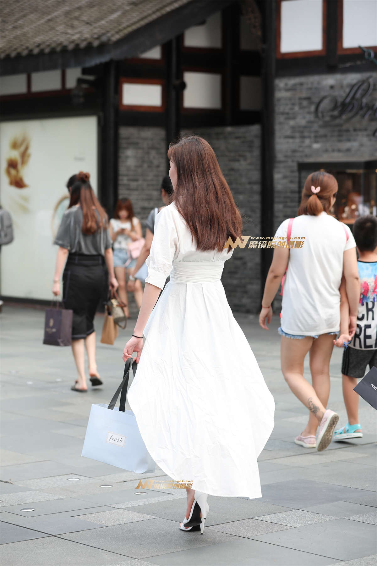 图片[2]-【辉辉赛贴】长腿小姐姐-日更街拍