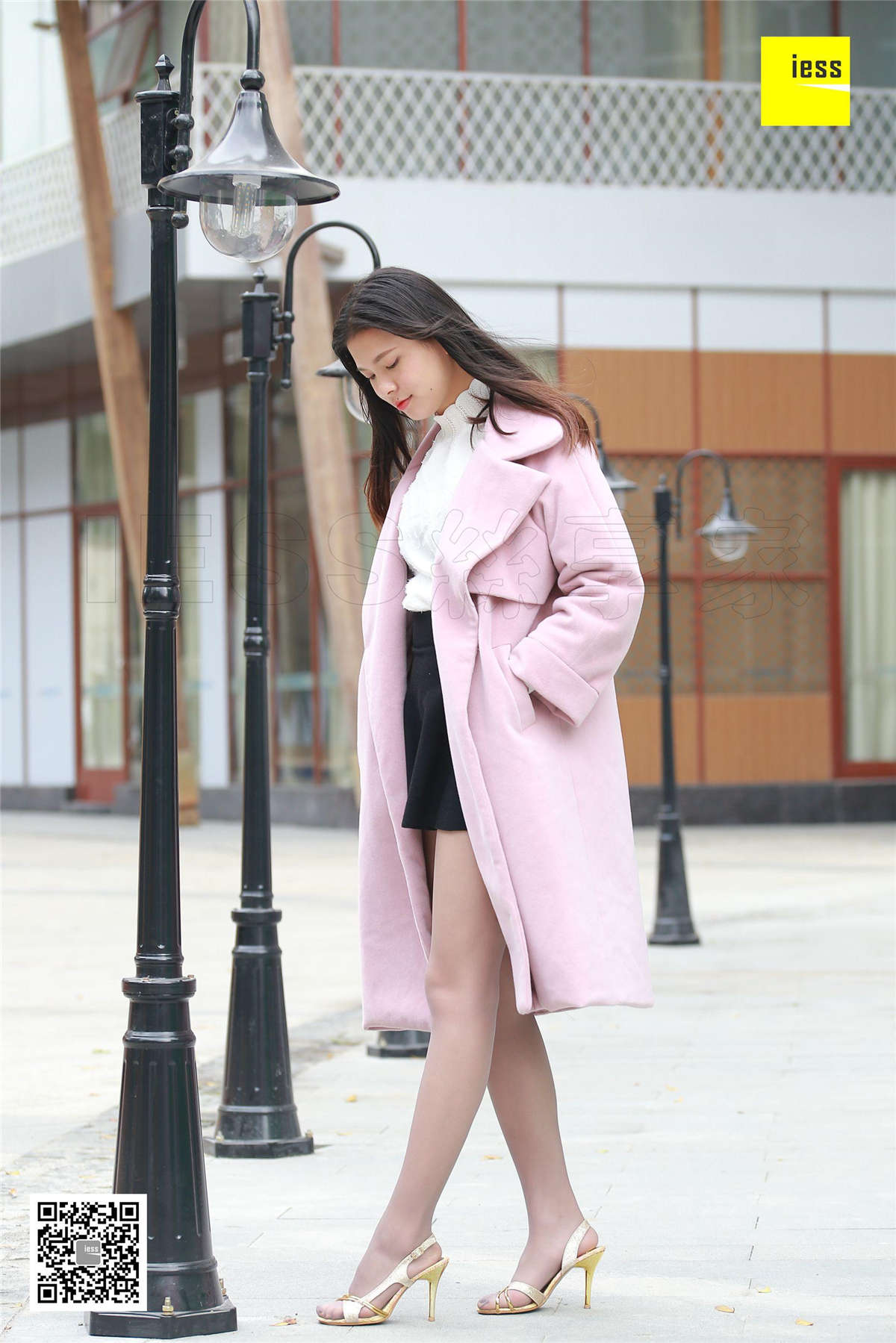 图片[2]-IESS异思趣向 丝享家205期：灿烂的金丝凉鞋七七-日更街拍